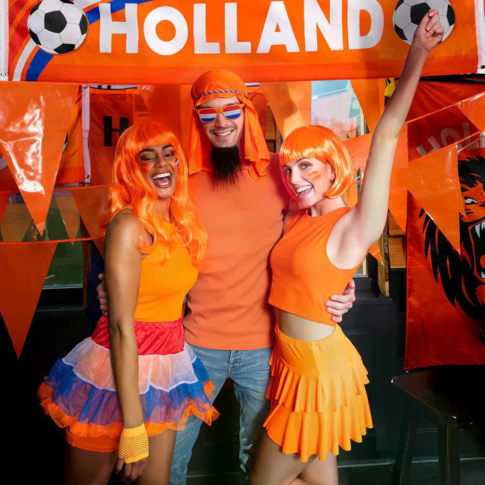 Boland Wimpelkette Wimpelkette orange 25 m PE Oranje Party Girlande Fußball NL 30x20 cm, Aus robustem, wetterfestem Polyethylen (PE)