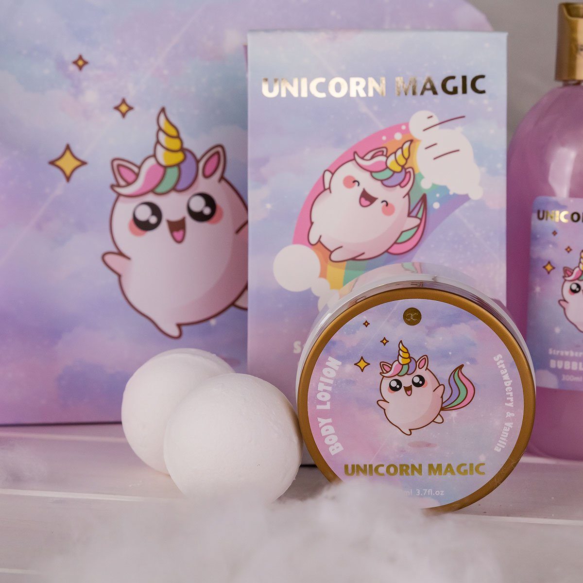 ACCENTRA Pflege-Geschenkset Mit im & für Koffer 7-tlg., Einhorn-Design "Unicorn praktischem Teens, Magic" Kids Einhorn Geschenkset