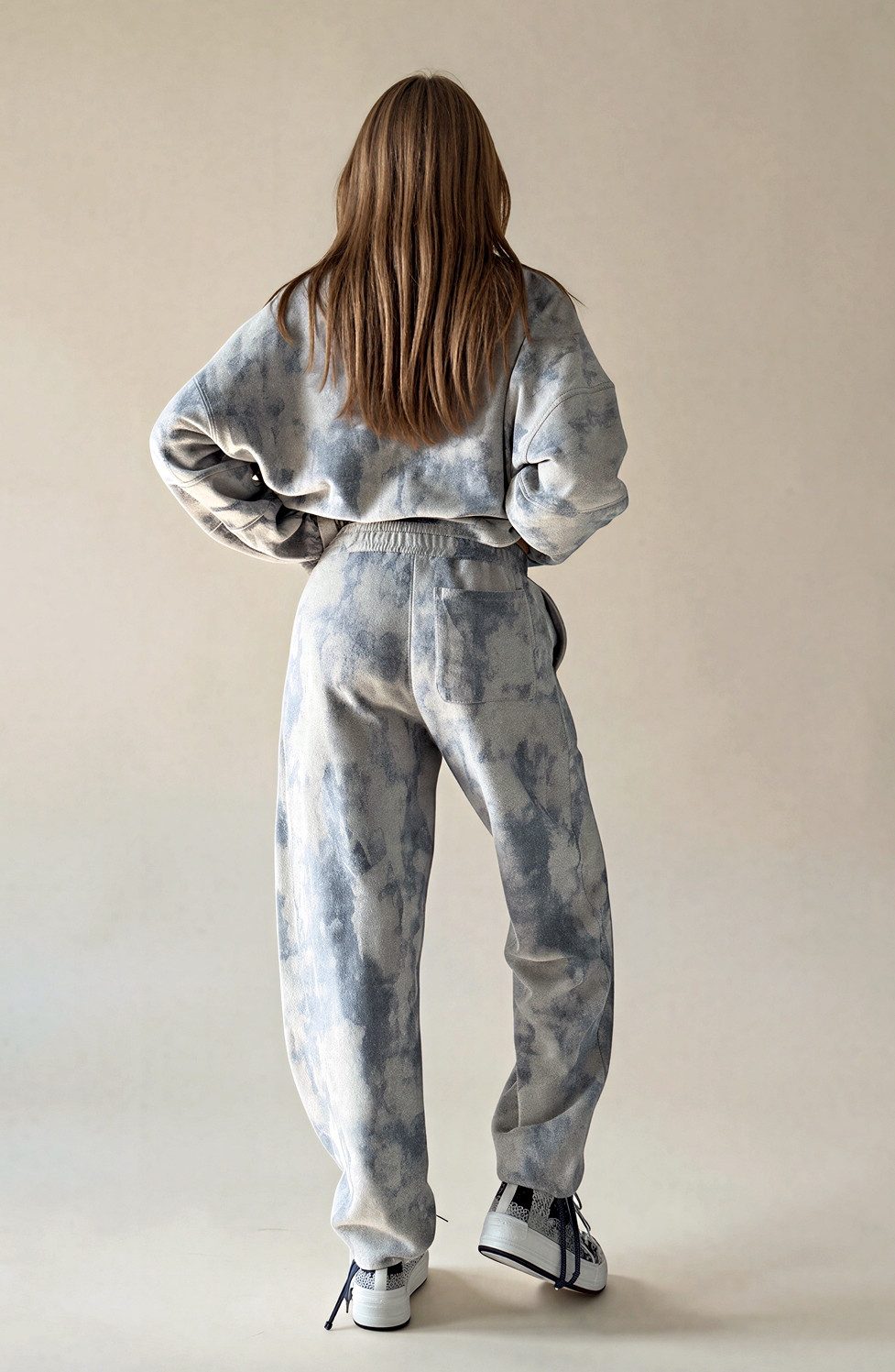 ILAY Lit Jogger Pants Amaretto Batik Sweat Pants Loose