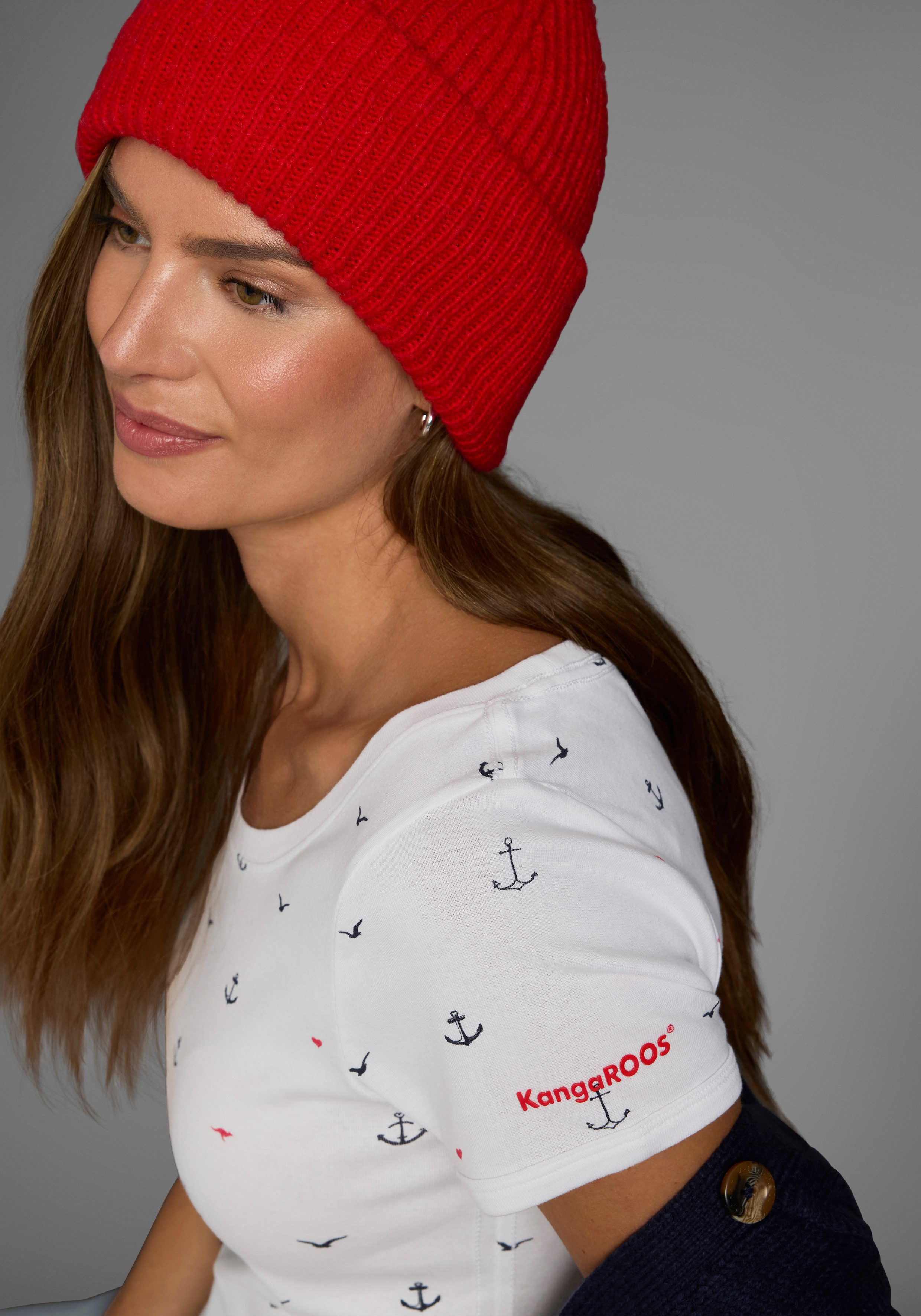 KangaROOS T-Shirt kurzärmelig, sehr figurbetont und hüftbedeckend
