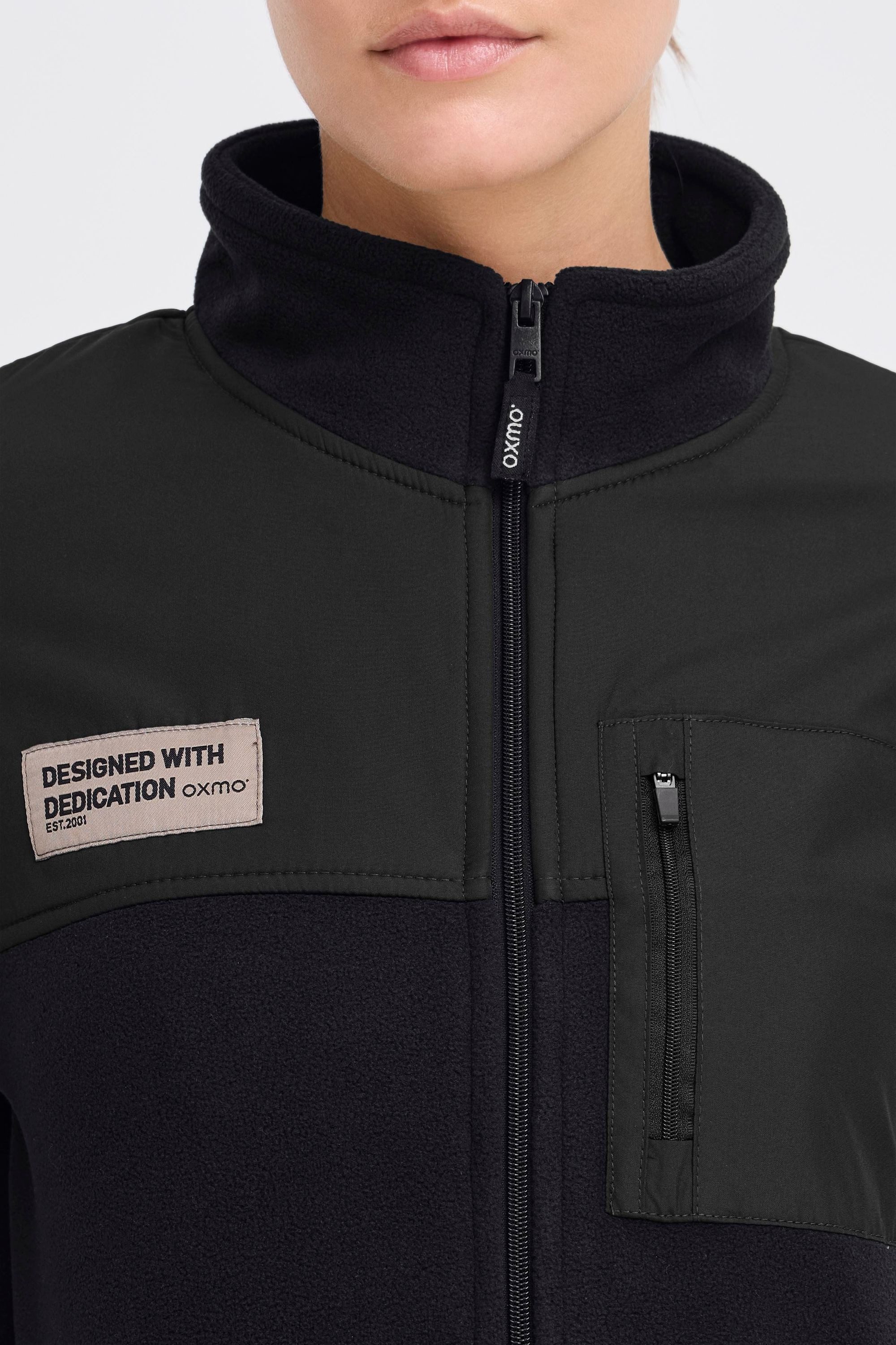OXMO Fleecejacke OXNete Kuschelige Fleecejacke mit praktischen Taschen und Stehkragen – Bild 5 von 5