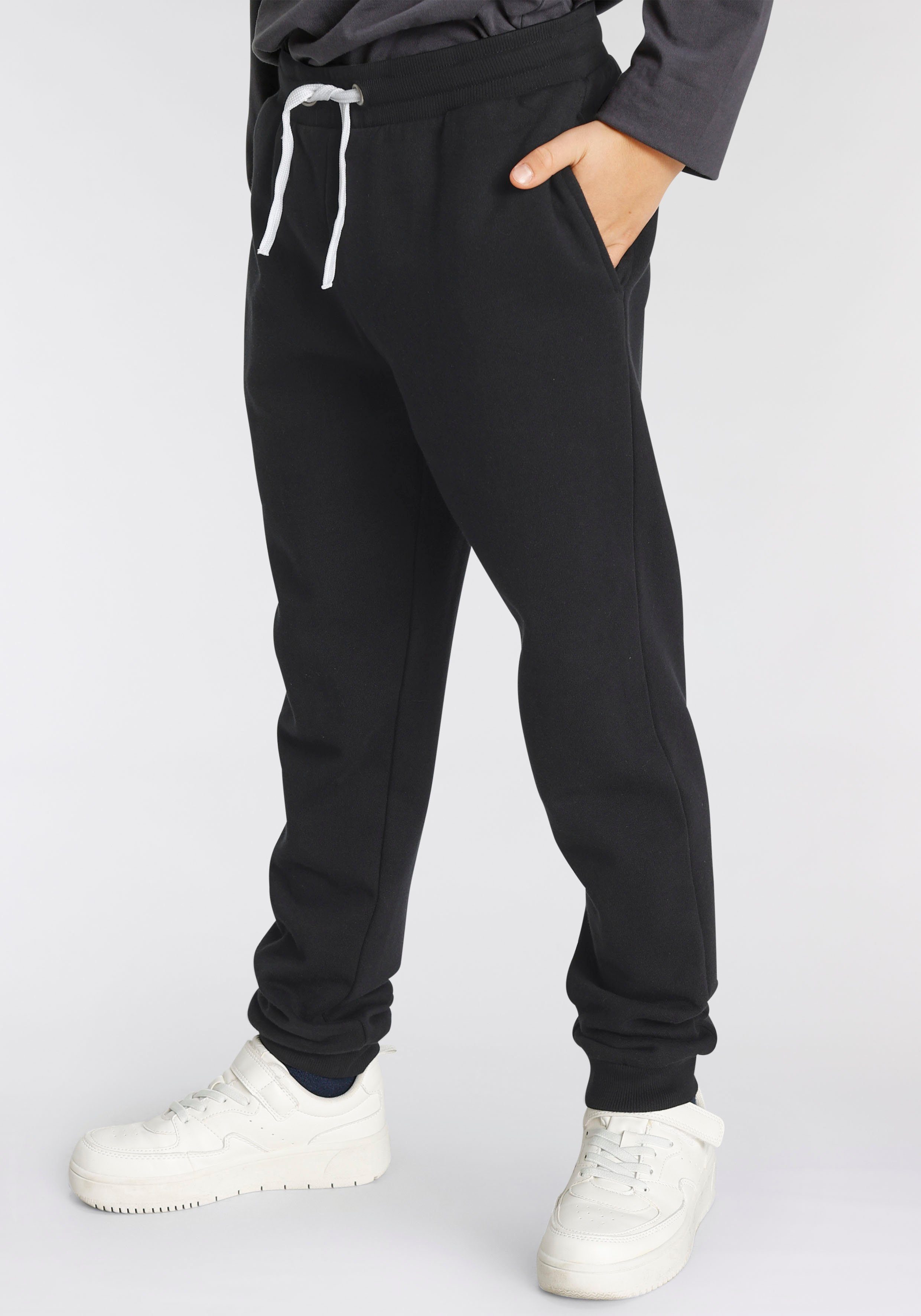 KIDSWORLD Jogginghose 2er Pack Jogginghosen (Packung, 2-tlg., 2) 2 Jogginghosen in einer Packung, lockere Passform – Bild 5 von 5