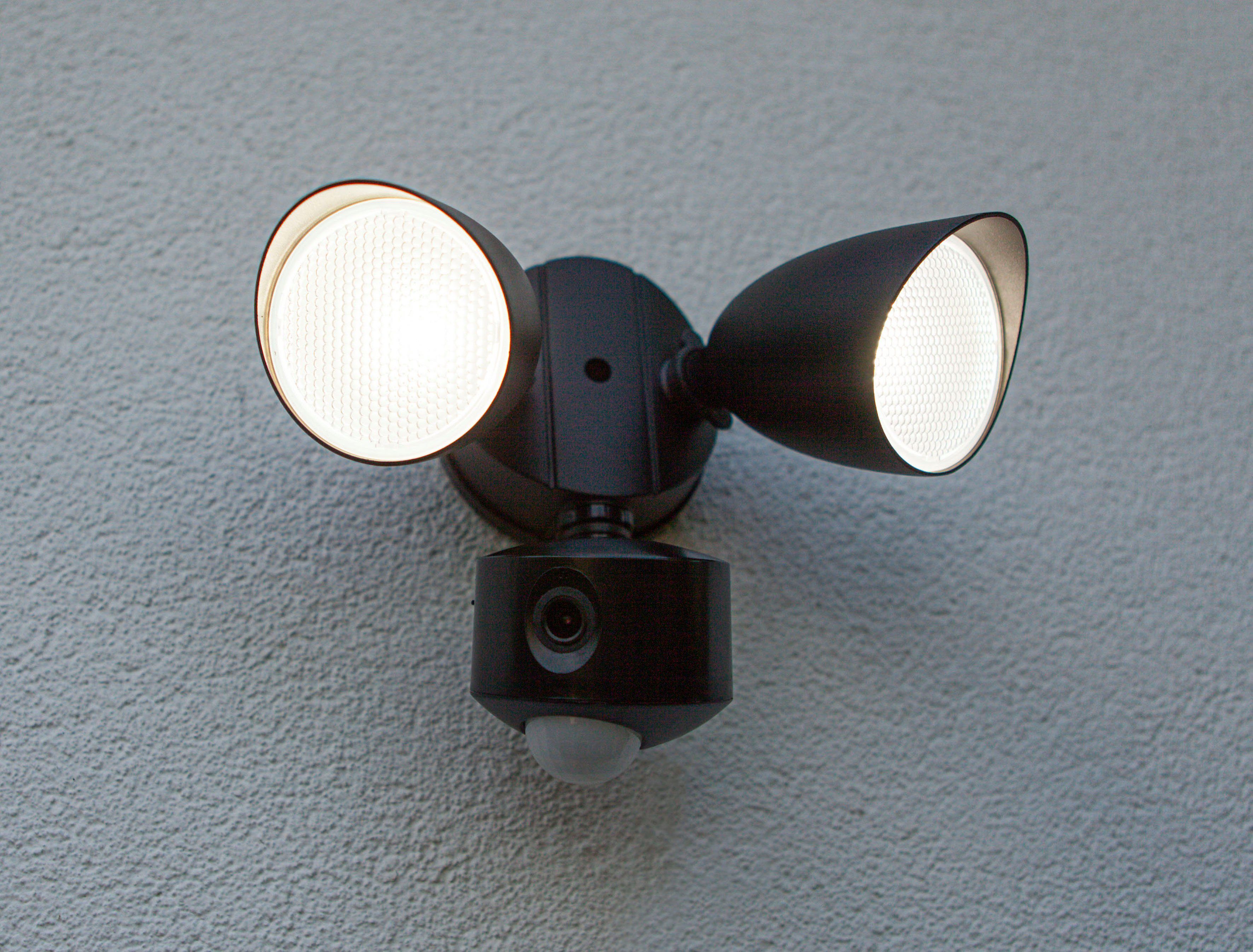 Smarte LED-Leuchte DRACO