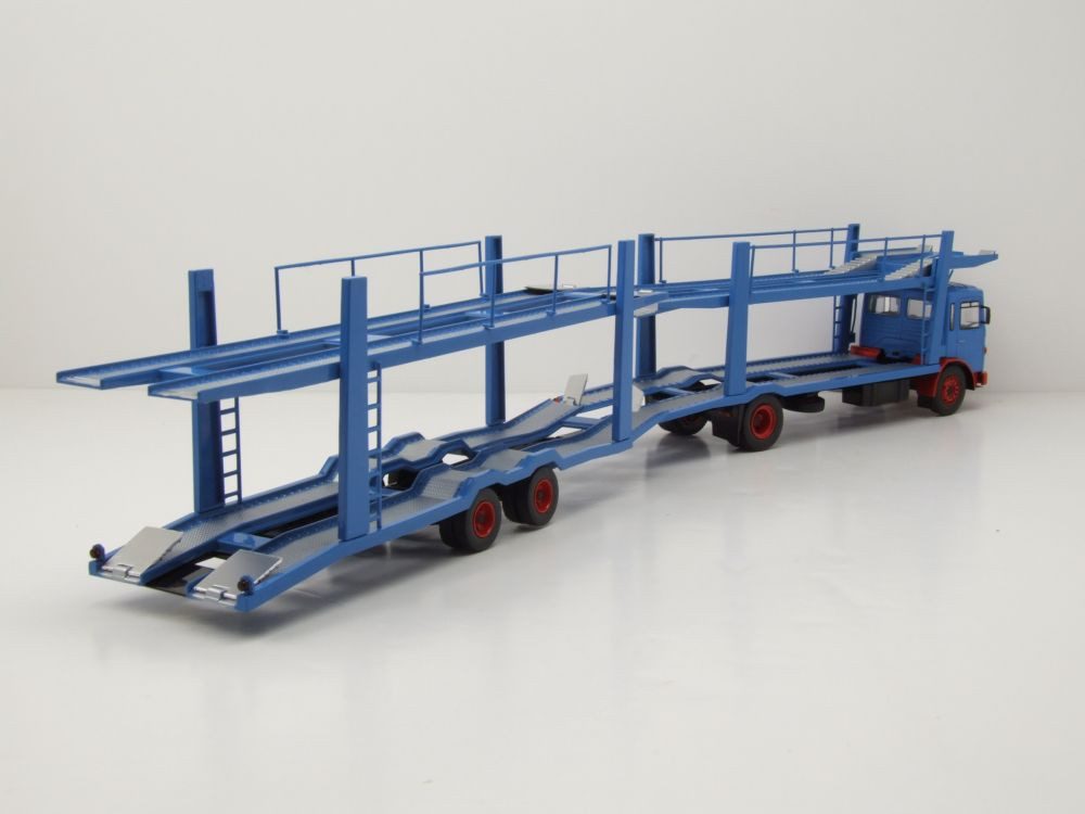 ixo Models Modellauto MAN Autotransporter 1970 blau, Maßstab 1:43