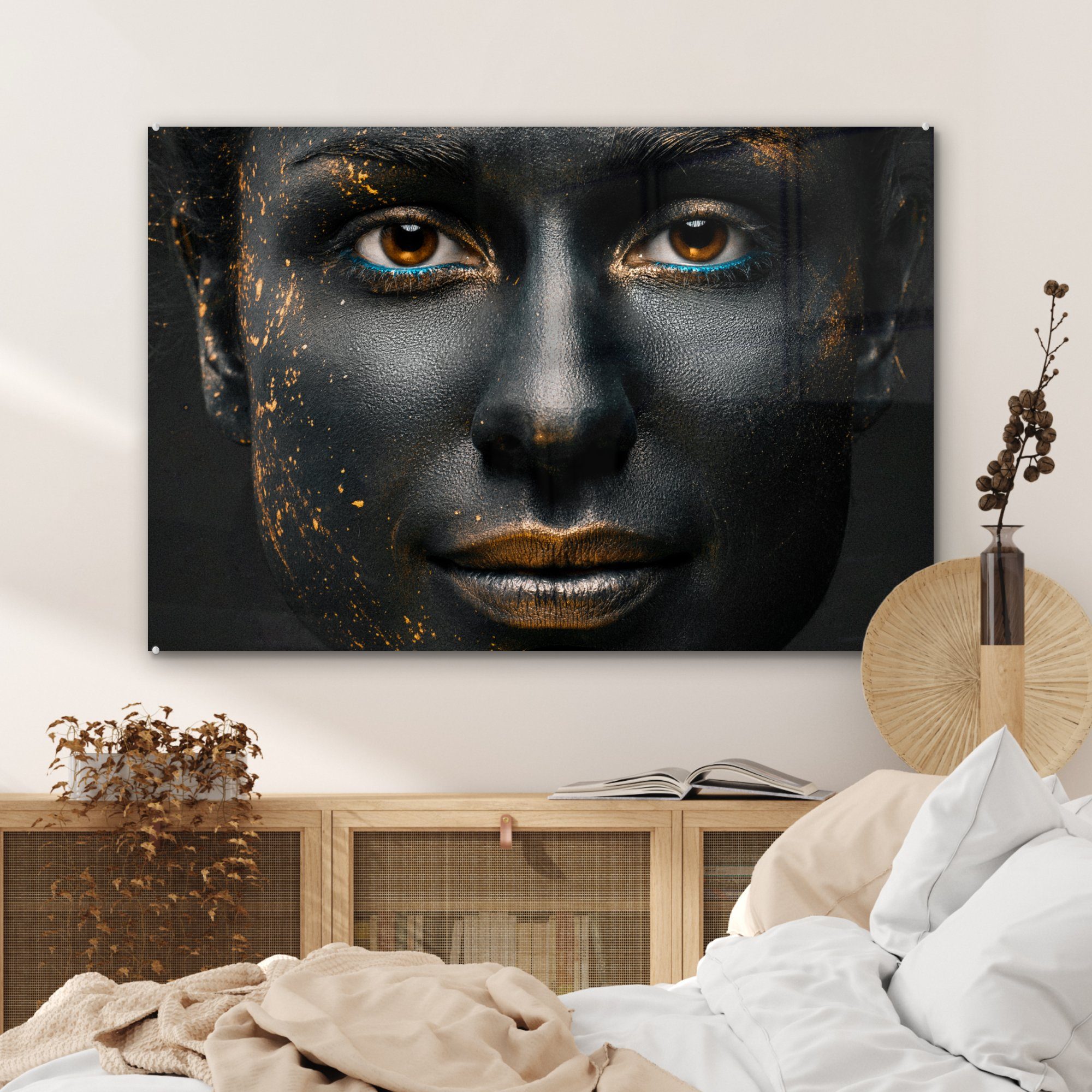 (1 Schlafzimmer und Farbe, Schwarz St), MuchoWow - & Acrylglasbilder Wohnzimmer Porträt Acrylglasbild - Gold - Frau