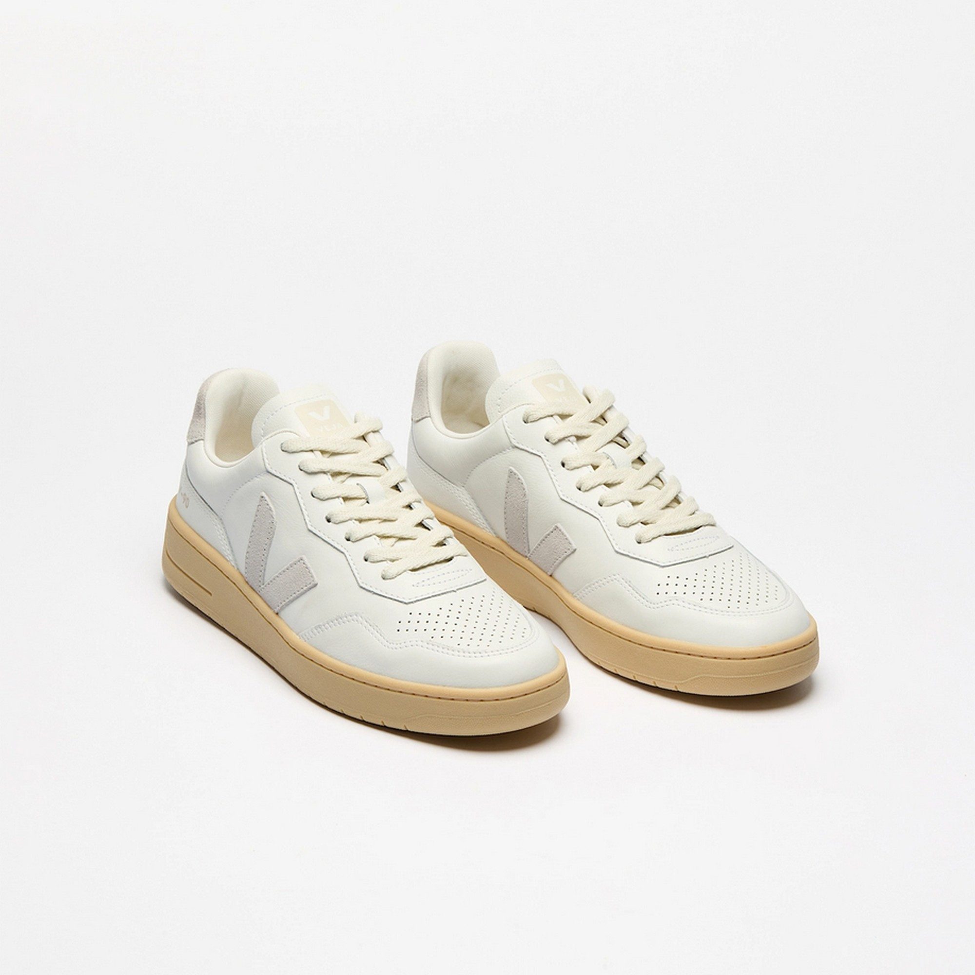 VEJA V-90 Leather, weiß Sneaker günstig online kaufen