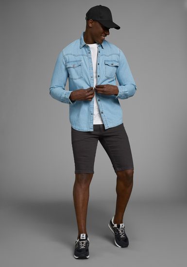 Outfit