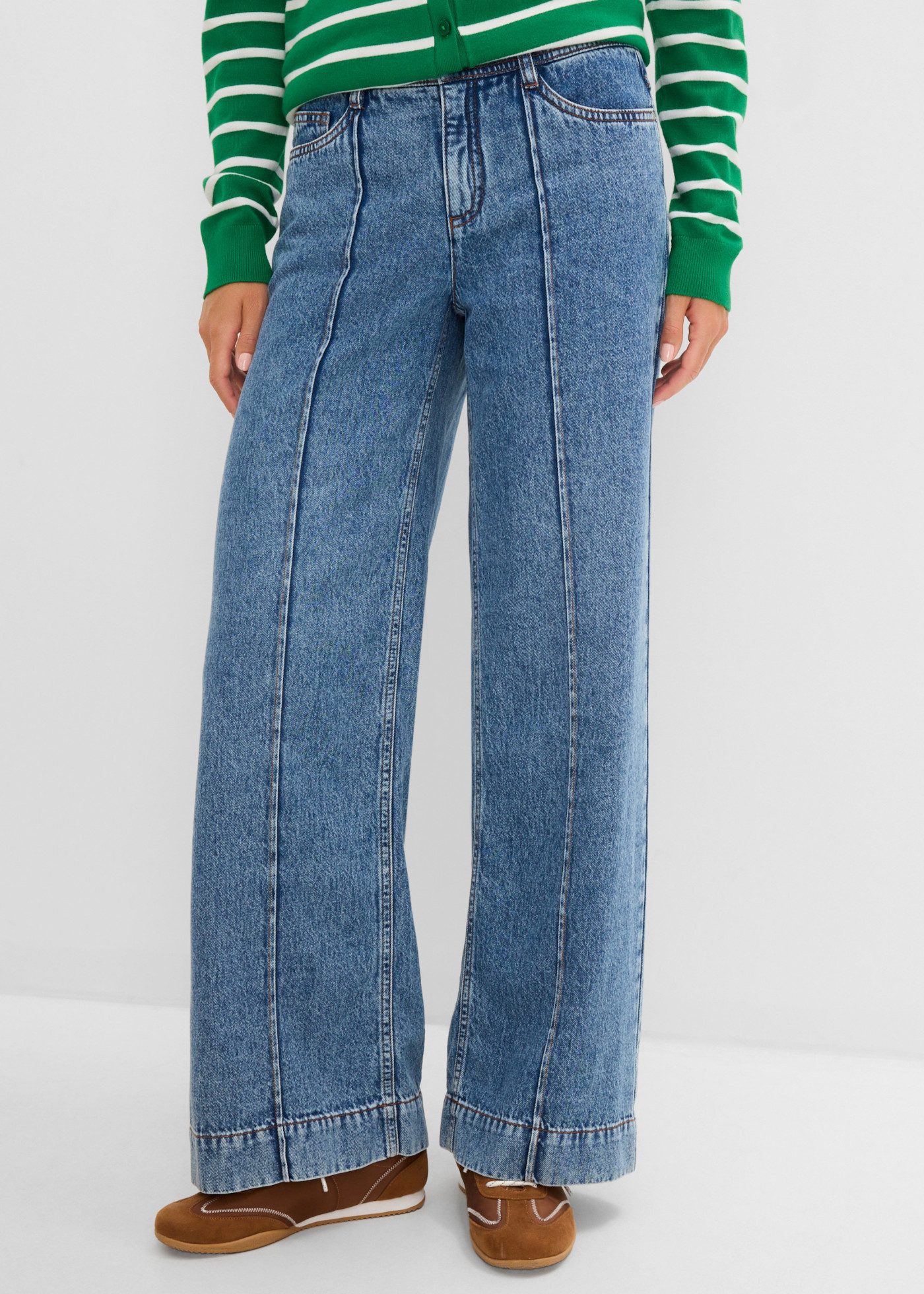 bonprix Weite Jeans Wide-Leg-Passform, Loose Fit, Mid Waist, aus Baumwolle, im Casual-Stil