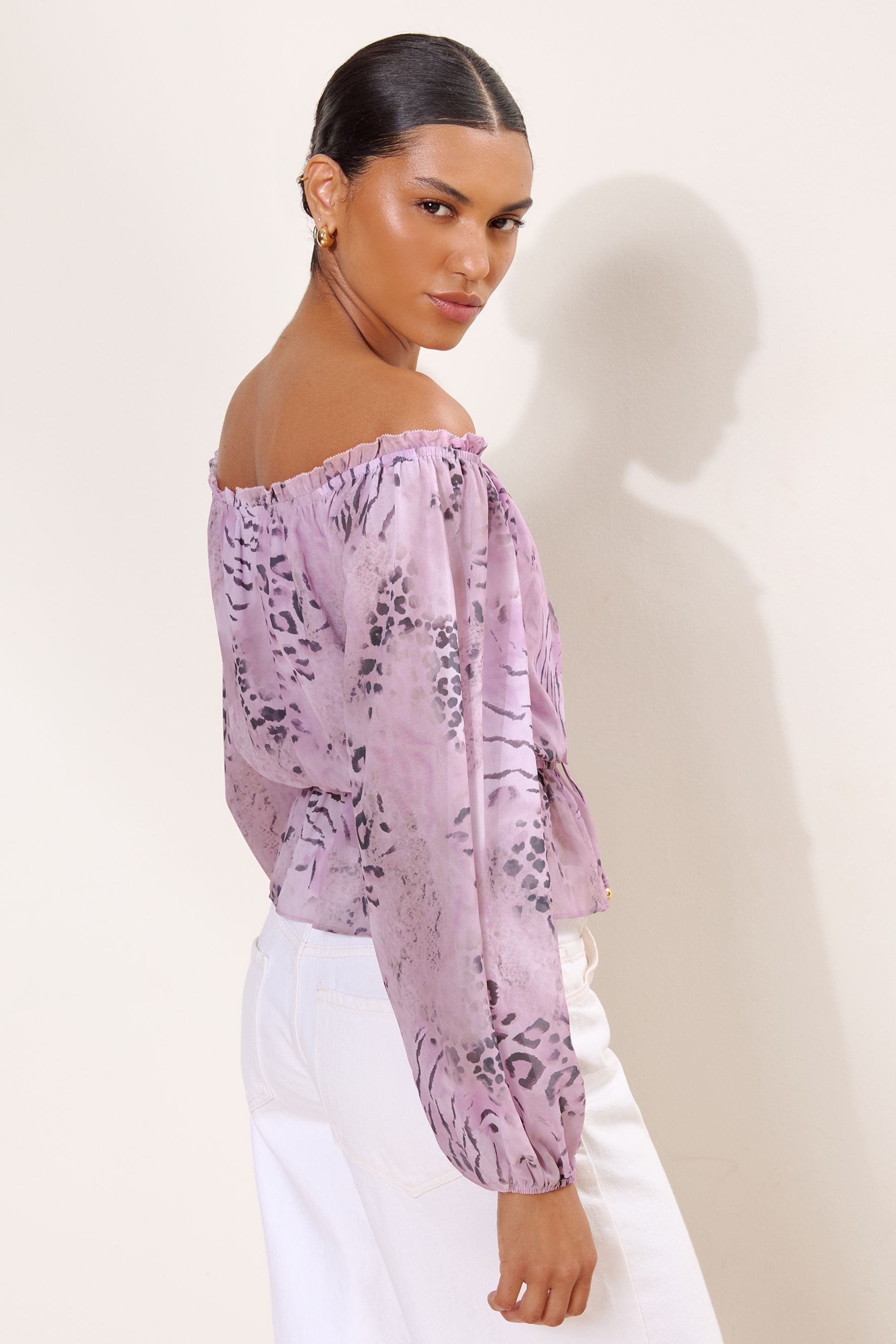 LIPSY Carmenbluse Lipsy Carmen-Bluse mit Puffärmeln (1-tlg)