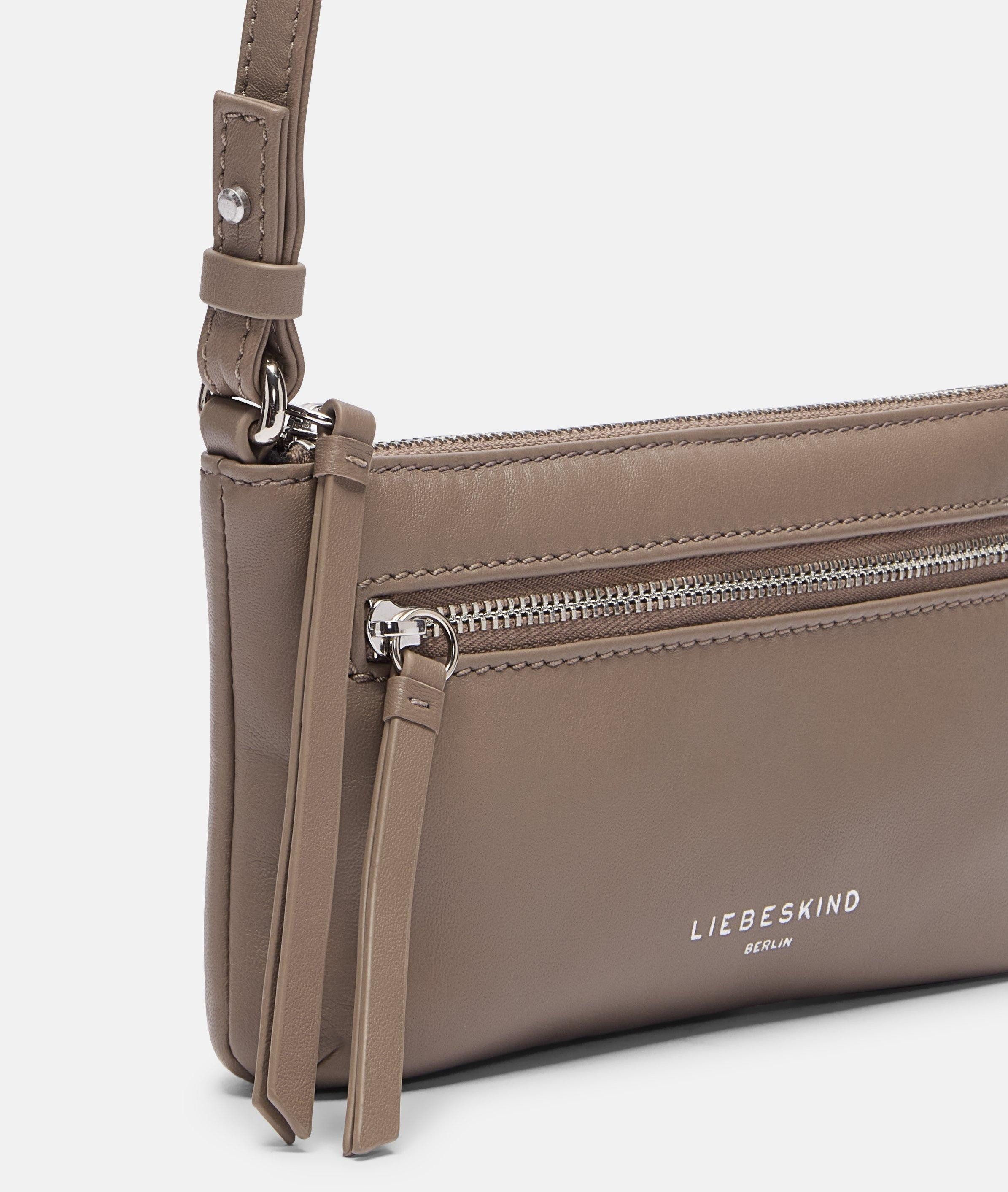 Liebeskind Berlin Umhängetasche Zena Crossbody XS, Kleine Umhängetasche aus weichem Schafsleder
