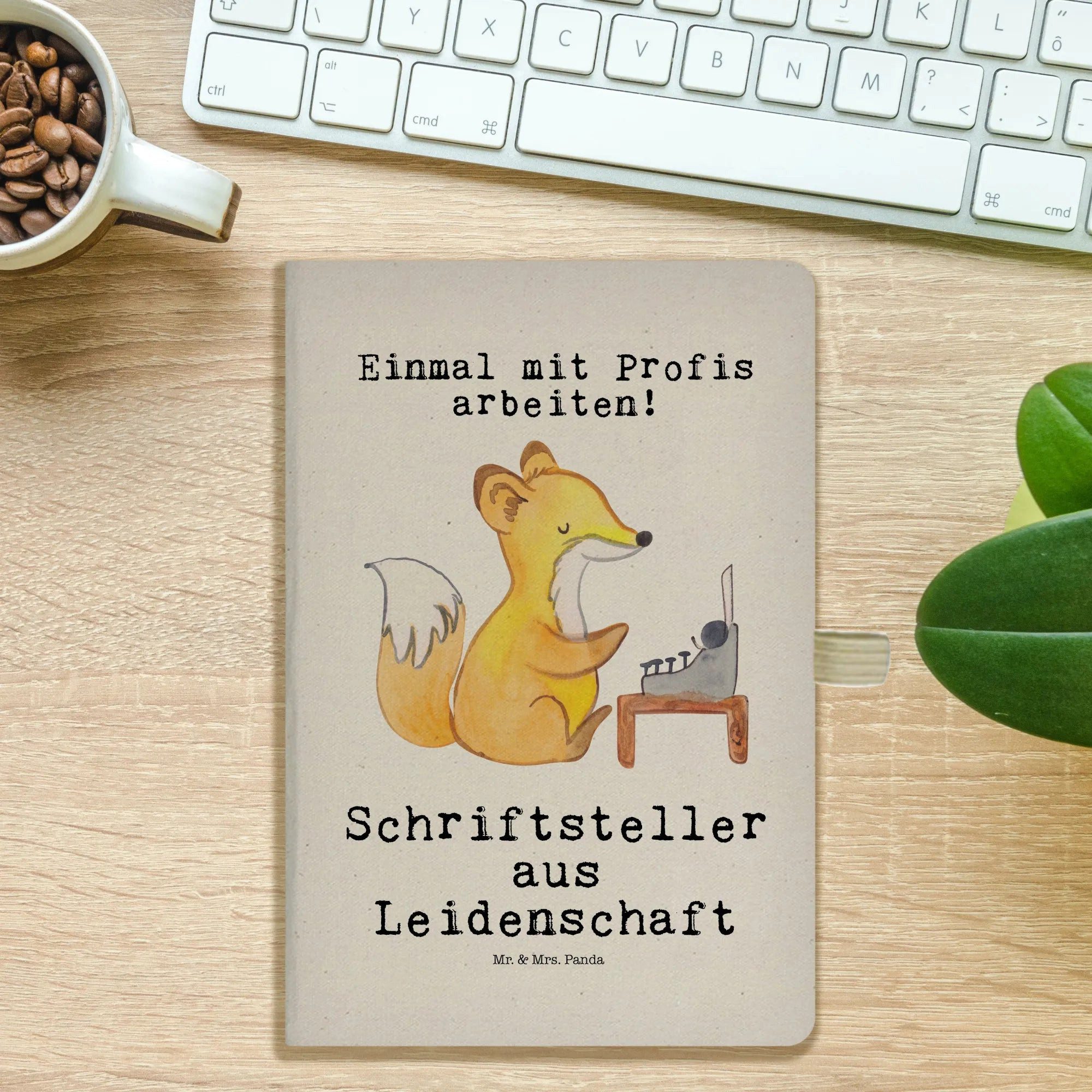 Thumbnail - Mr. & Mrs. Panda Notizbuch Schriftsteller Leidenschaft - Transparent - Geschenk, Hobbyautor, A5 Mr. & Mrs. Panda, Umwelt...