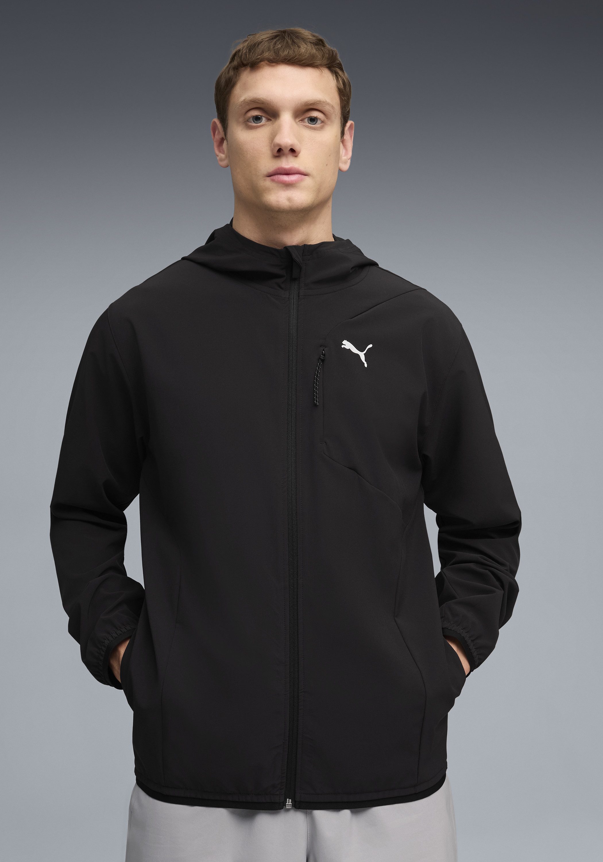 PUMA Kapuzensweatjacke M PWRTRAIN STRETCH WOVEN JACKET mit Kapuze, für Training und sportliche Aktivitäten, Regular Fit