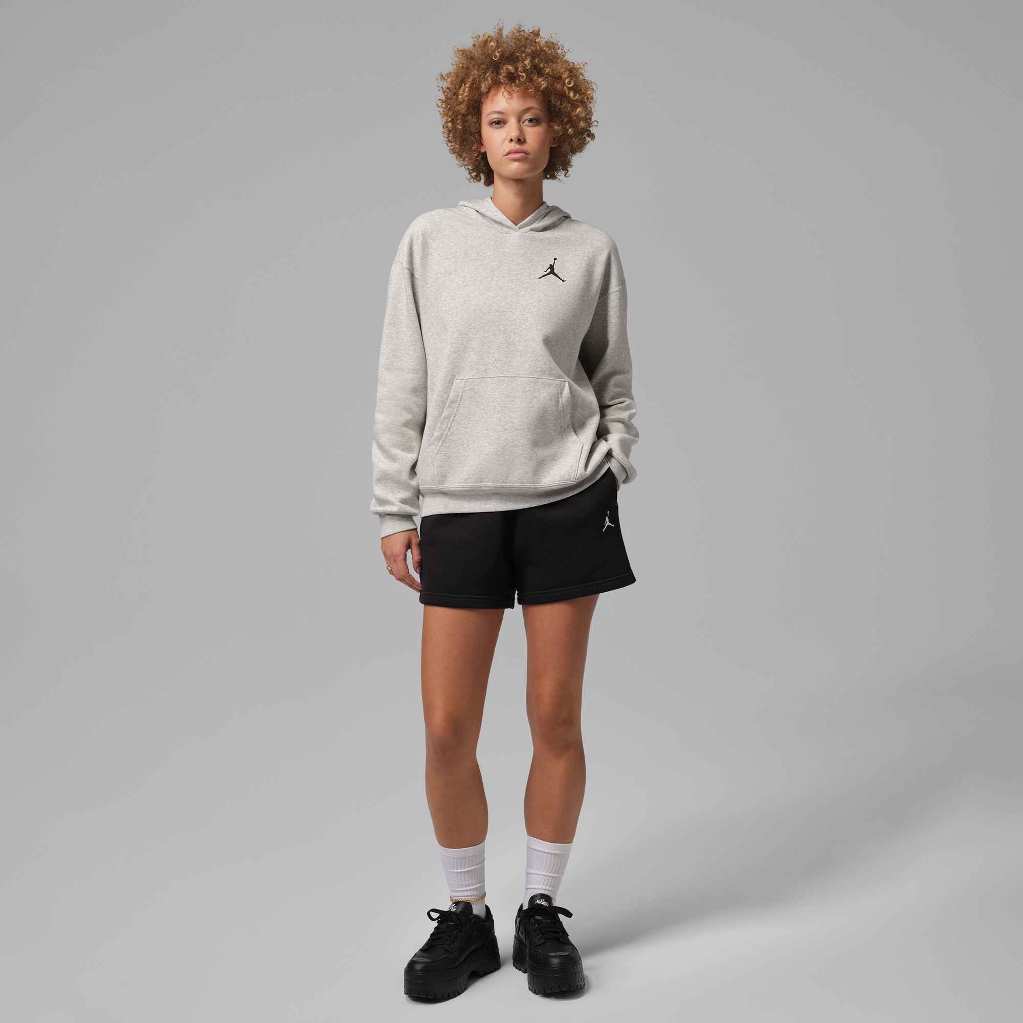 Jordan Kapuzensweatshirt W J JUMPMAN FLC PO 2 sportliche Passform, mit Kängurutasche, aus leichtem Fleece