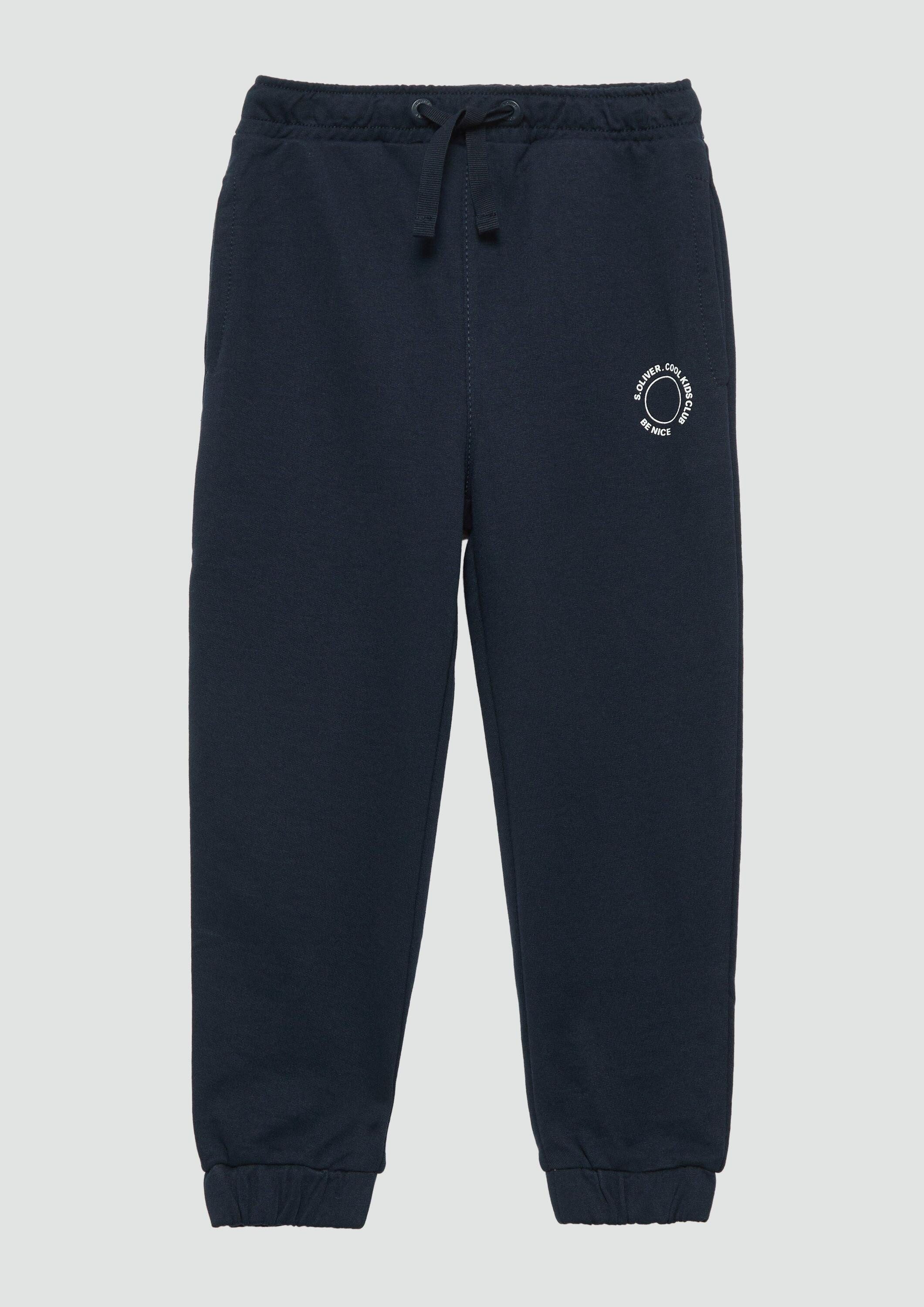 s.Oliver Jogginghose Leggings Unisex Jogginghose aus Sweat mit kleinem Print-Detail