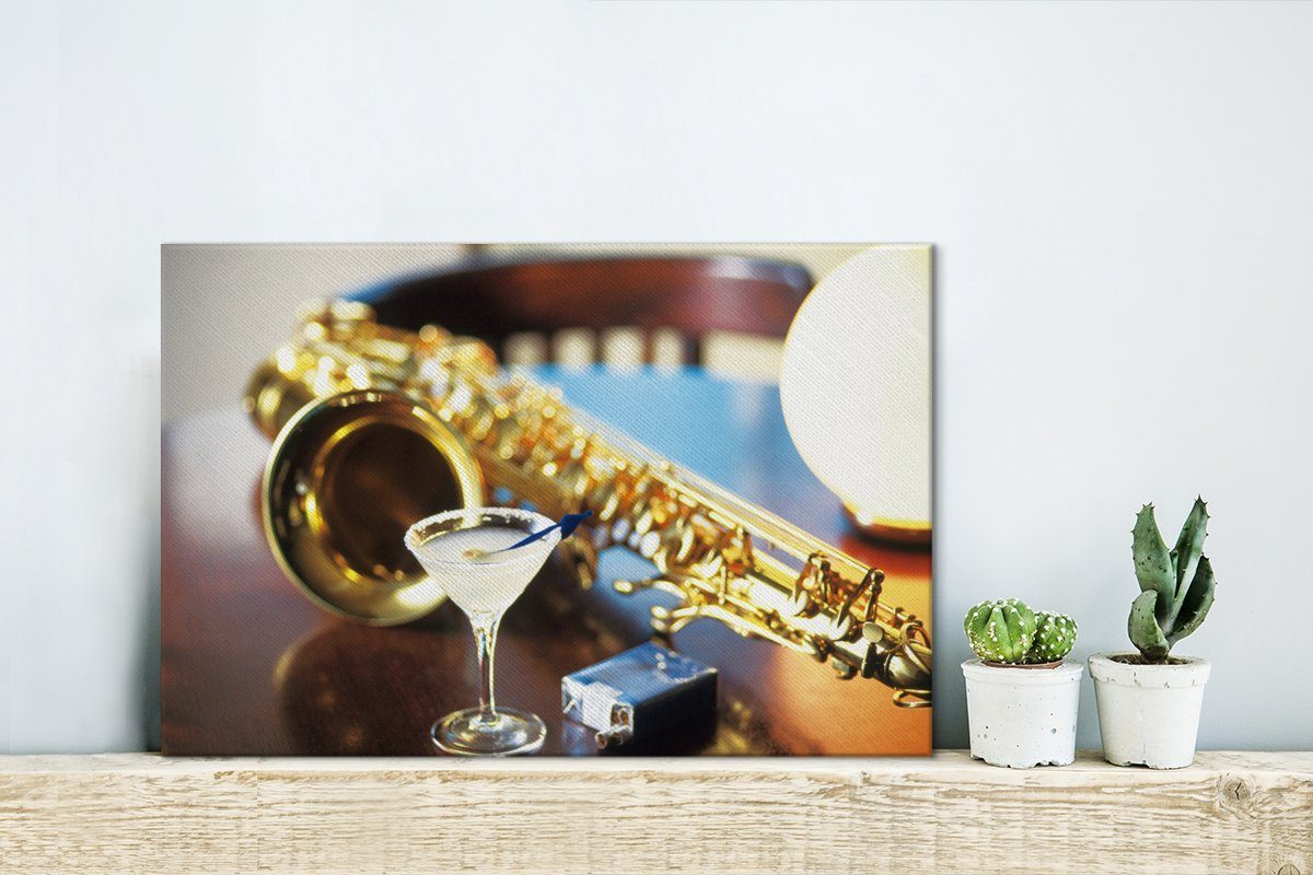 Tisch, 30x20 (1 Leinwandbild Aufhängefertig, auf OneMillionCanvasses® Saxophon Wanddeko, Leinwandbilder, Wandbild cm St), dem