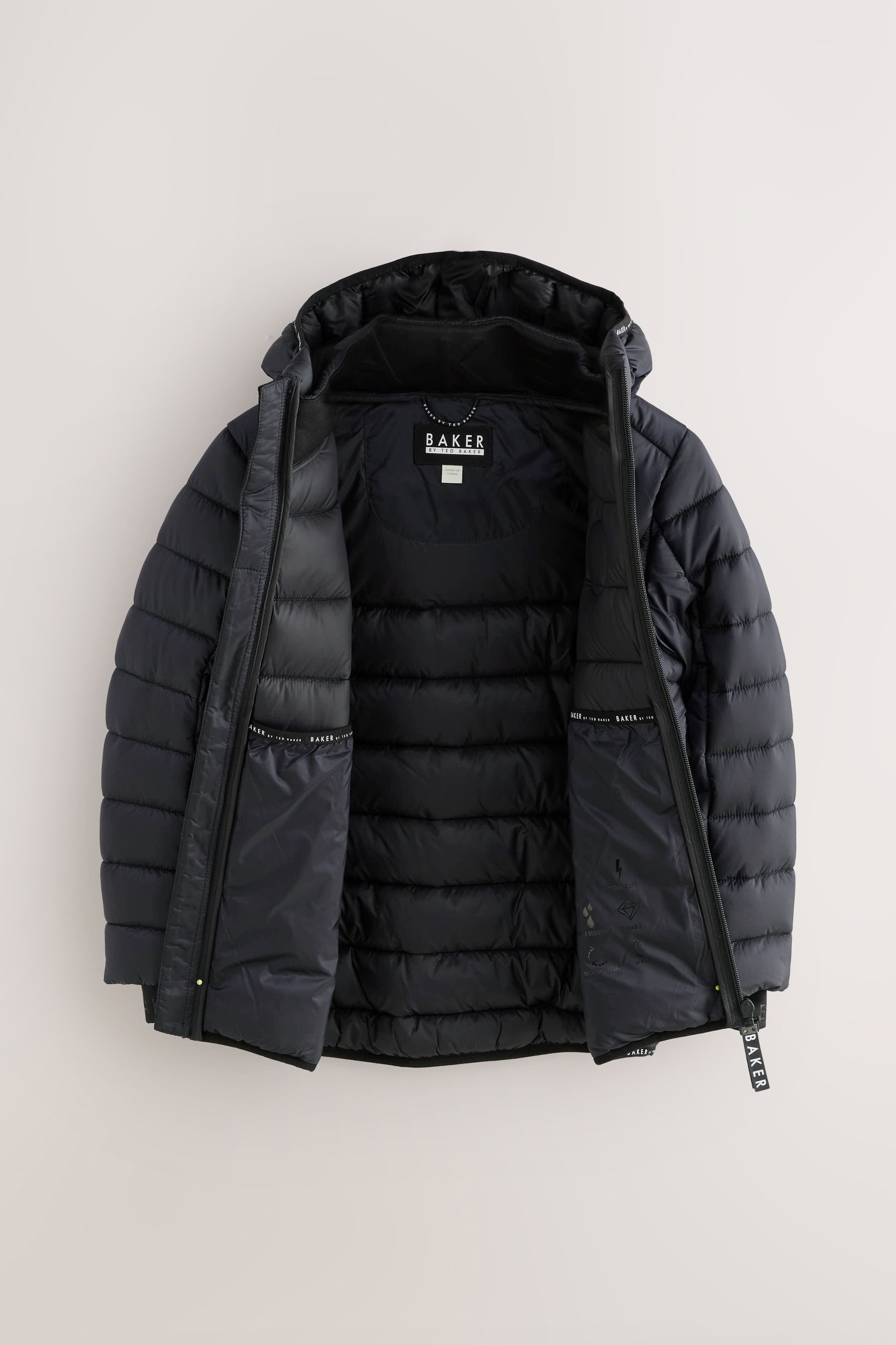 Baker by Ted Baker Steppmantel Baker by Ted Baker Wasserabweisender Steppmantel (1-tlg)