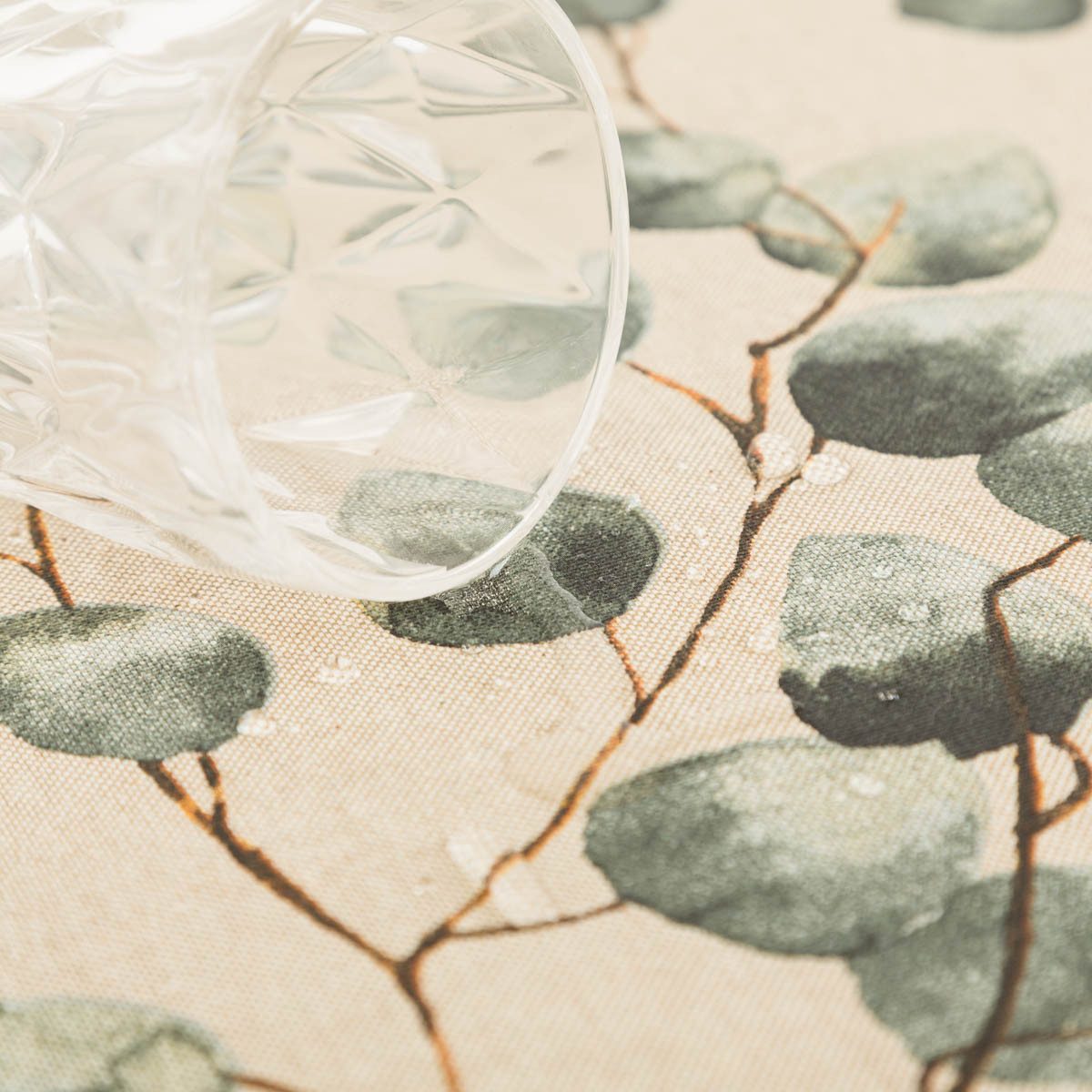 SCHÖNER LEBEN. Tischdecke, abwaschbar