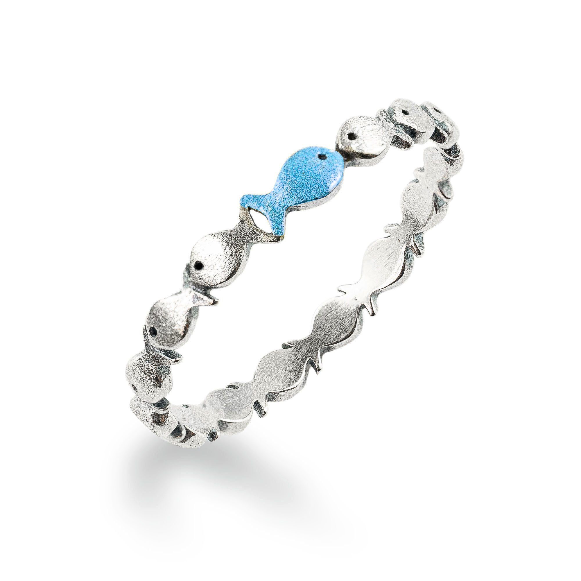 Villa Sorgenfrei Schmuckmanufaktur Silberring Gegen den Strom. Zarter schmaler Sterling Silber Ring mit blauem Fisch (1-tlg) – Bild 4 von 4