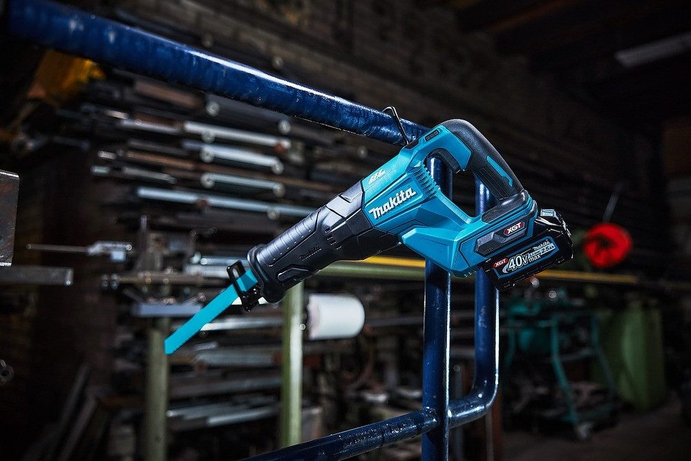 Makita Akku-Säbelsäge, Reciprosäge XGT, JR001GZ, 40V, 32 mm, Ohne Akku - im Karton