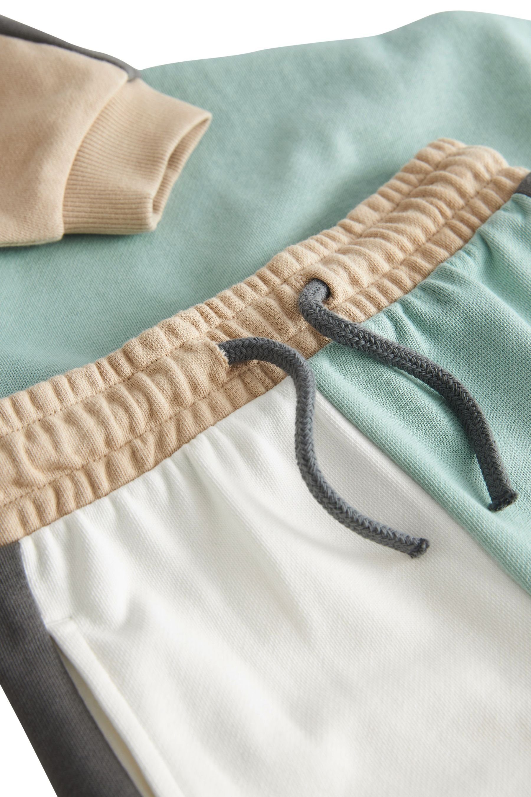 Next Sweatanzug green/White Shorts (2-tlg) Mineral im Blockfarben-Sweatshirt Set und
