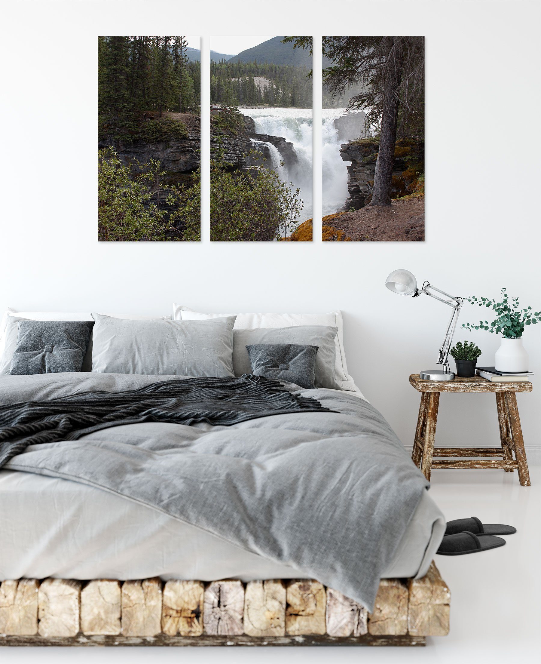 (120x80cm) bespannt, 3Teiler (1 inkl. Wasserfälle Leinwandbild Wald, im Wasserfälle Zackenaufhänger Pixxprint Wald im St), fertig Leinwandbild