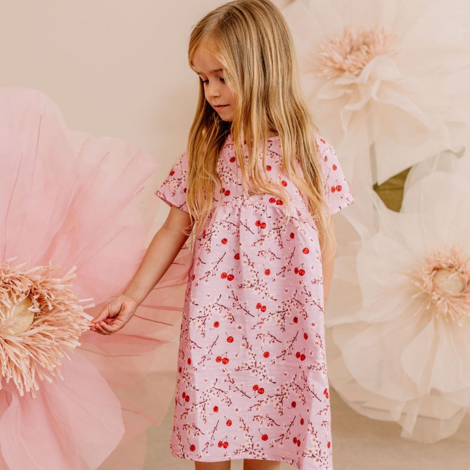 Walkiddy Sommerkleid Kleid mit Kirschmuster aus Bio-Baumwolle Bio Baumwolle,GOTS,Kinderbekleidung,nachhaltige Klamotten,Kleid