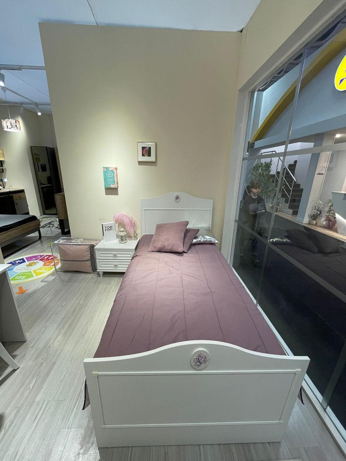 Kinderbett Europe Bett Jugendbett (Schreibtisch Neu Design Weiß Bett Kinderzimmer / Made JVmoebel Modern In Kids Wandregal),