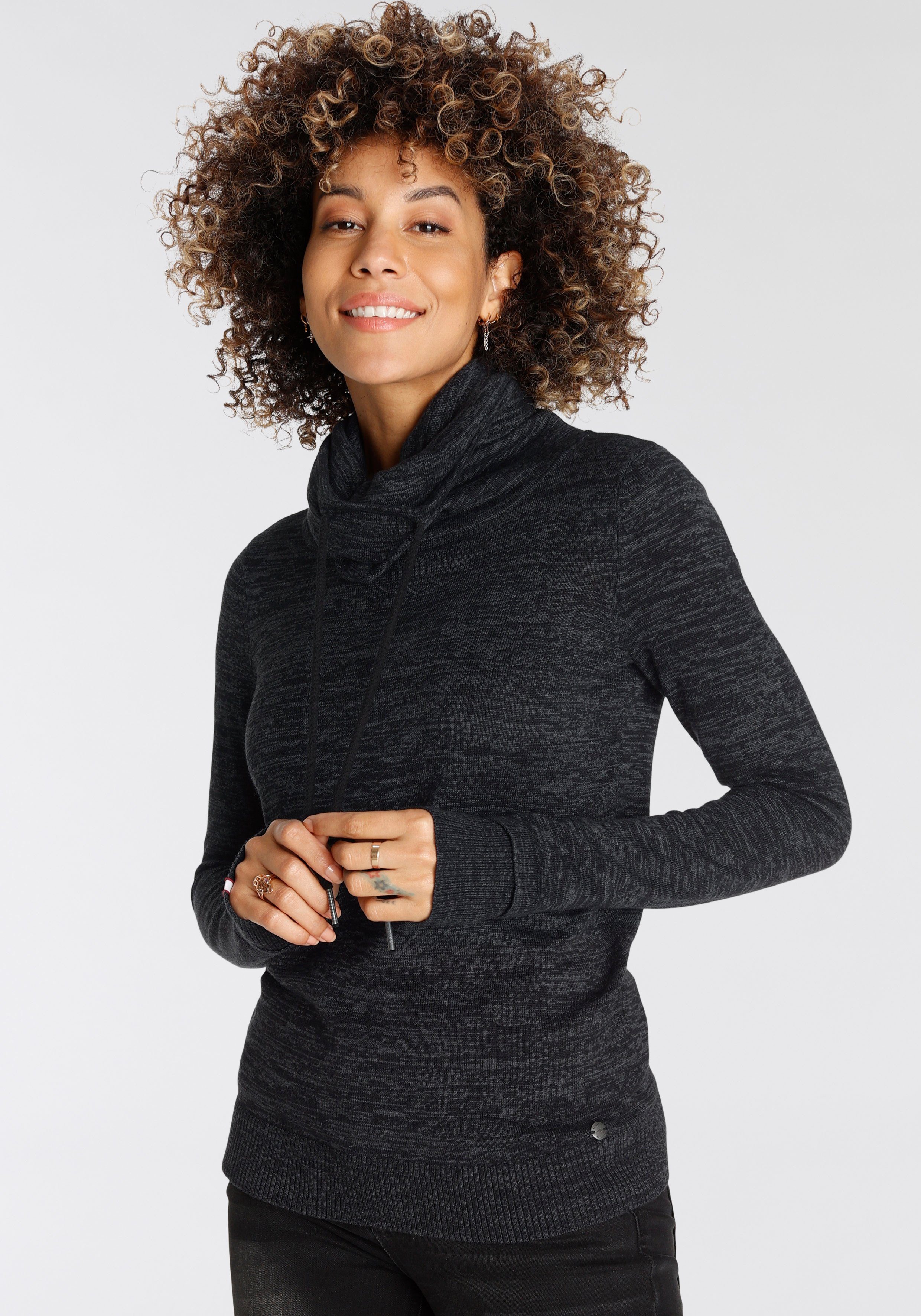 Schalkragenpullover