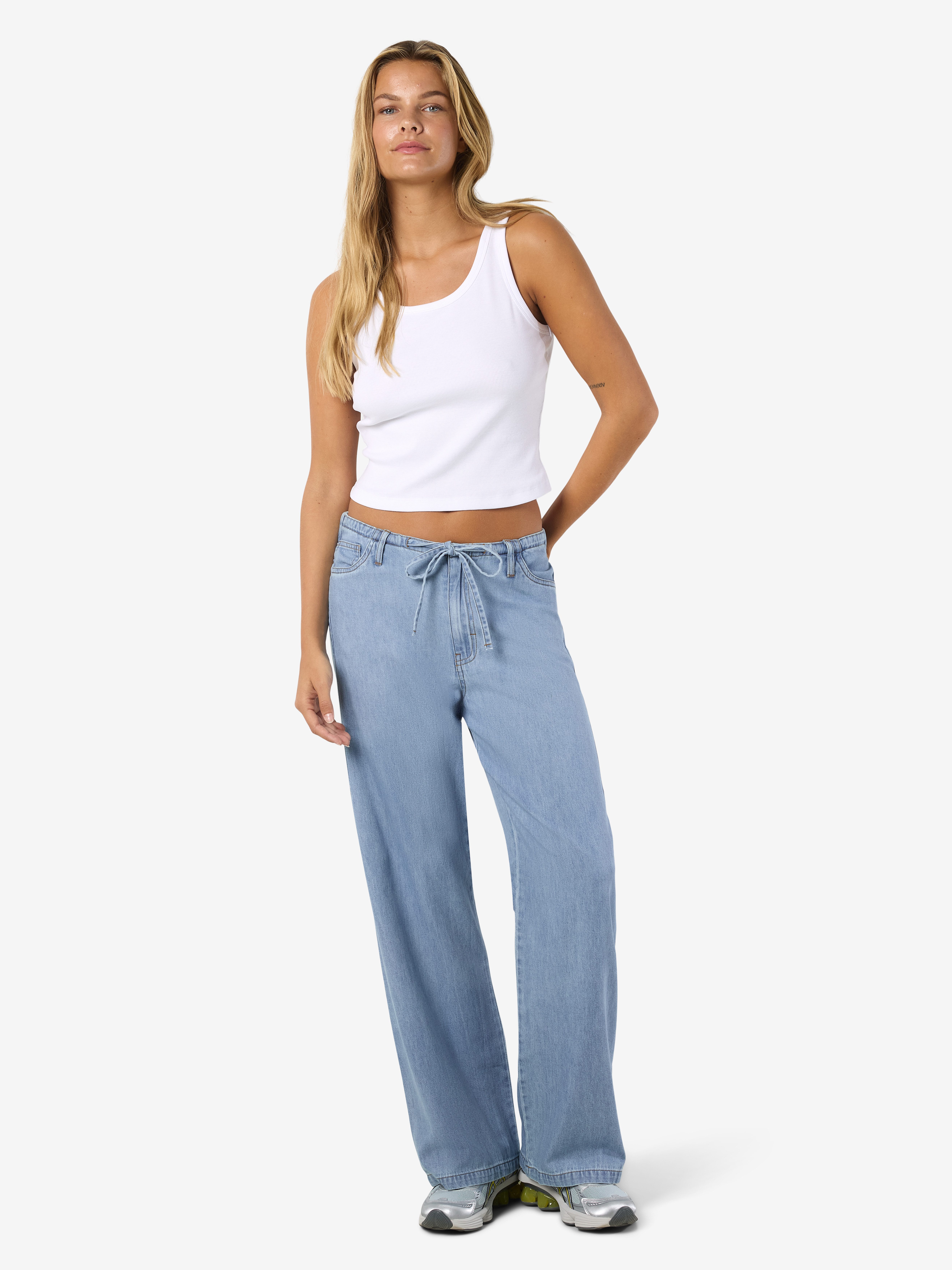 Noisy may Gerade Jeans NMRINE NW WIDE PANTS MG008LB NOOS