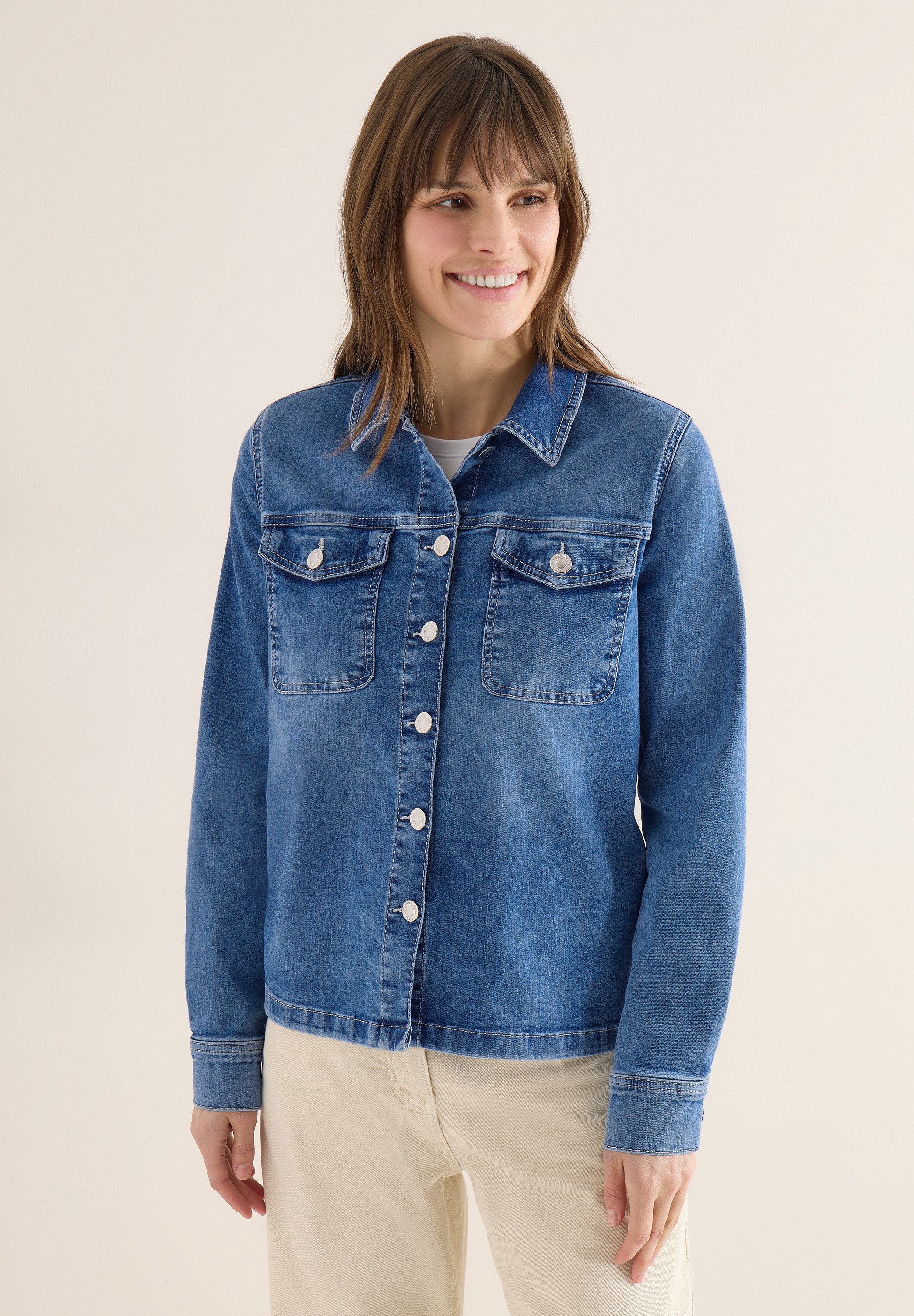 CECIL Kurzjacke in Denim-Optik. Reduzierter Preis € 66,99. Unverbindliche Preisempfehlung € 89,99