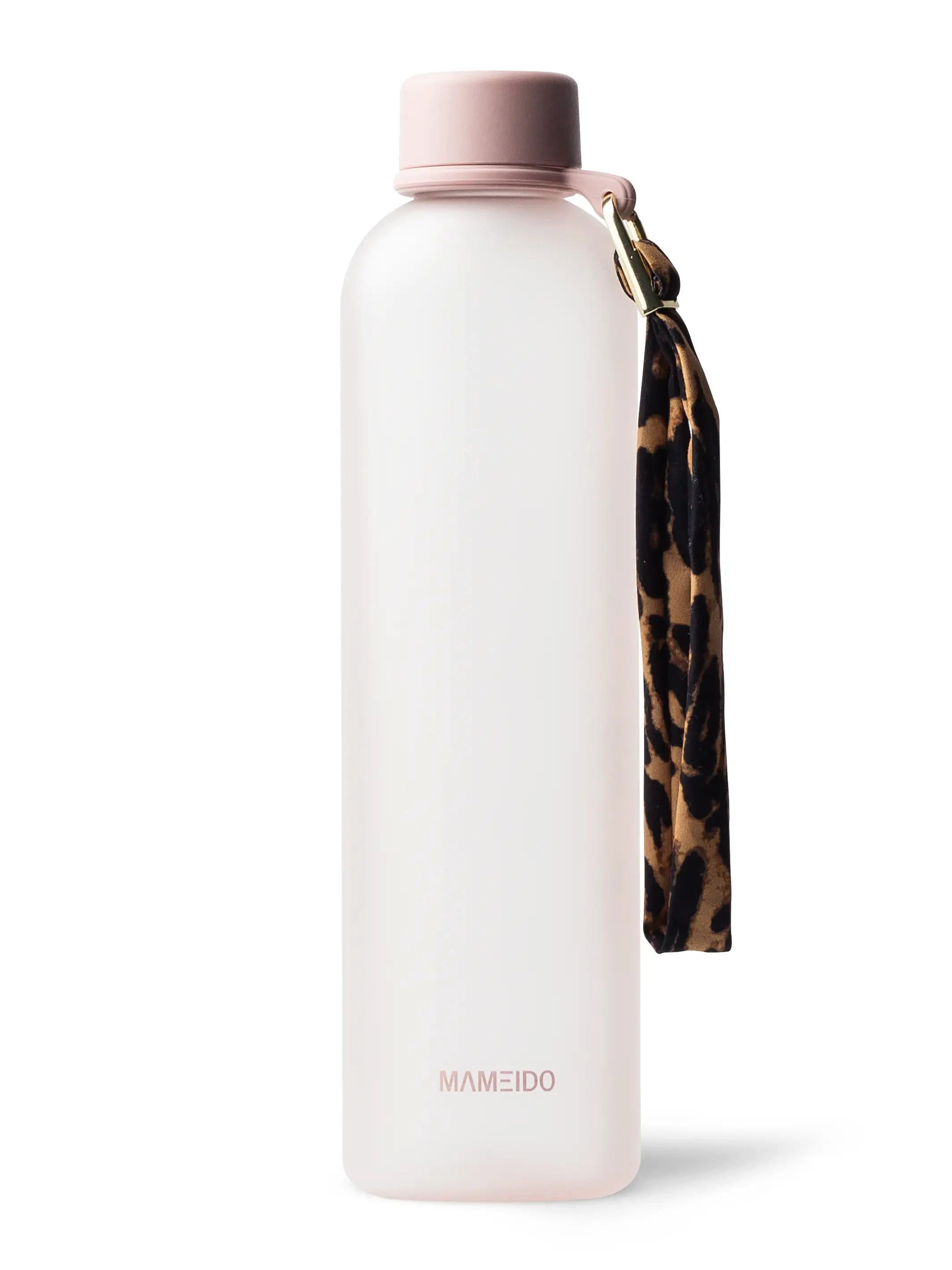 MAMEIDO Trinkflasche, auslaufsicher mit Zeitmarkierung und Handschlaufe in 1000 ml & 1500 ml