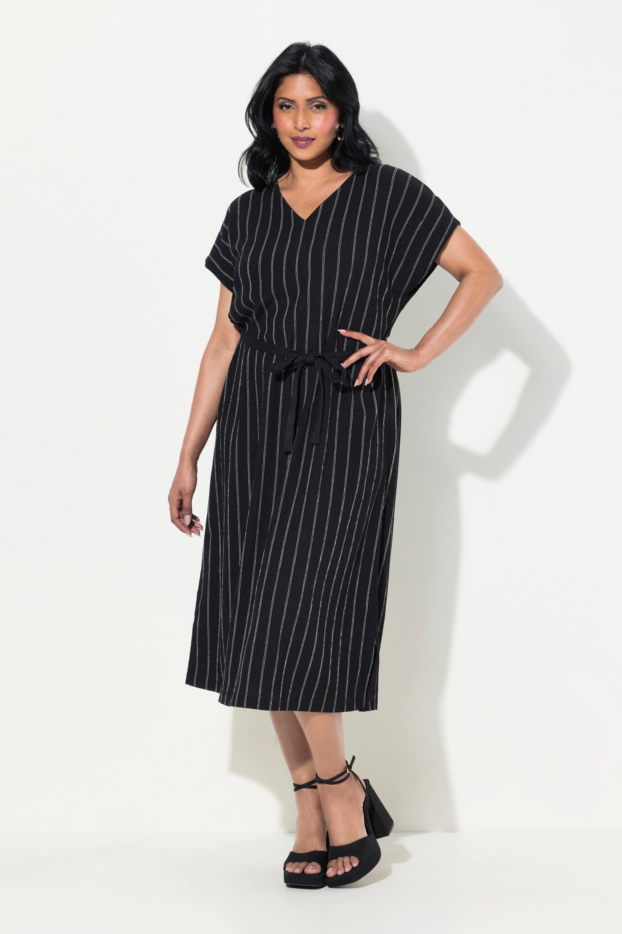 Ulla Popken Maxikleid Jersey-Midikleid Struktur V-Ausschnitt günstig online kaufen