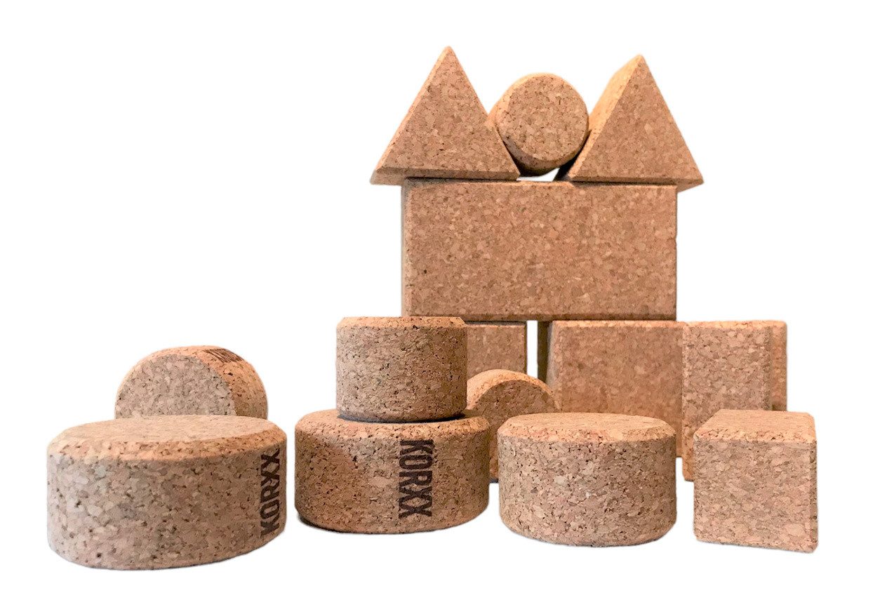 KORXX für Kinder ab 1 Jahr, Bausteine (leise, leicht, stabil, anti-allergen) Spielbausteine, (Bauklötze aus Kork im Set 15 Bausteine in verschiedenen Formen, Baby S), nachhaltige Spielsteine zum kreativen Lernen