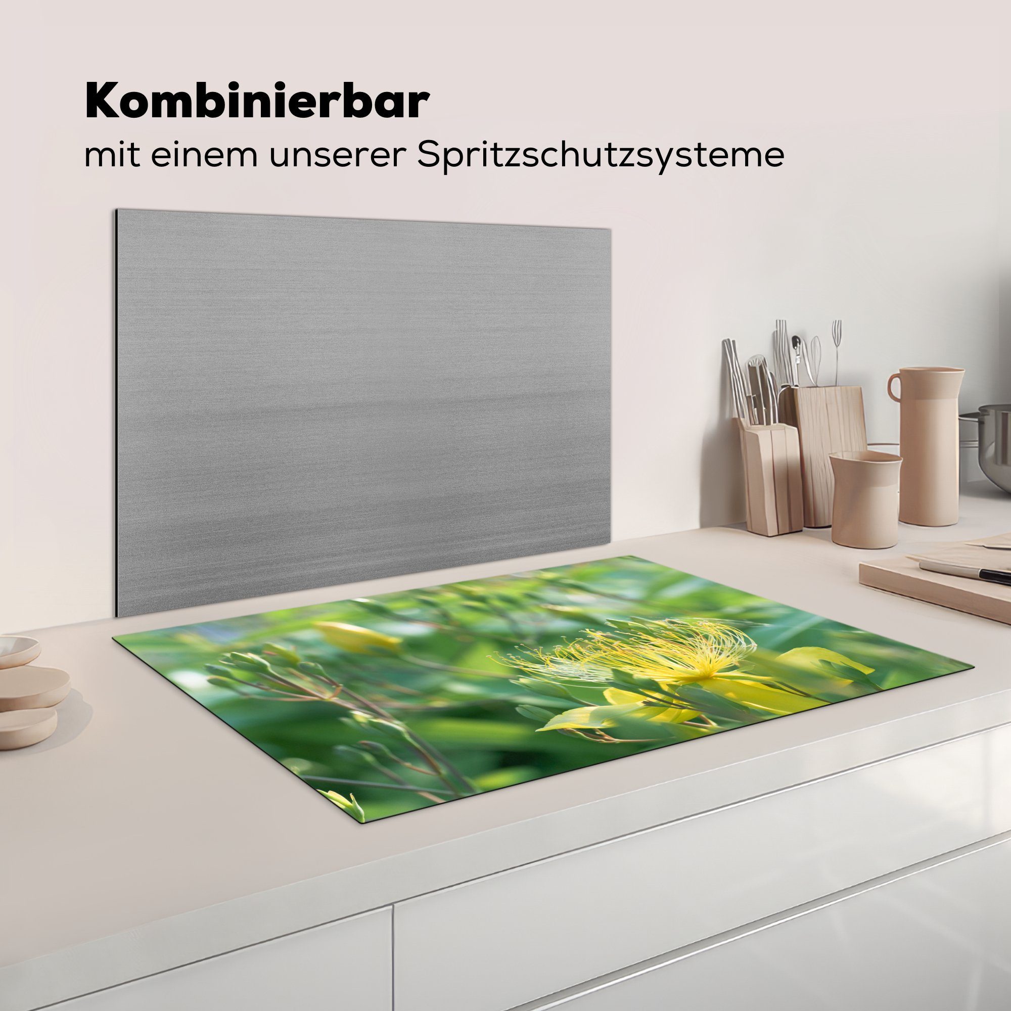 des MuchoWow für Induktionskochfeld einer cm, Ceranfeldabdeckung die küche, 81x52 (1 Schutz tlg), in Johanniskrauts ruhigen Herdblende-/Abdeckplatte Nahaufnahme Landschaft, Vinyl,