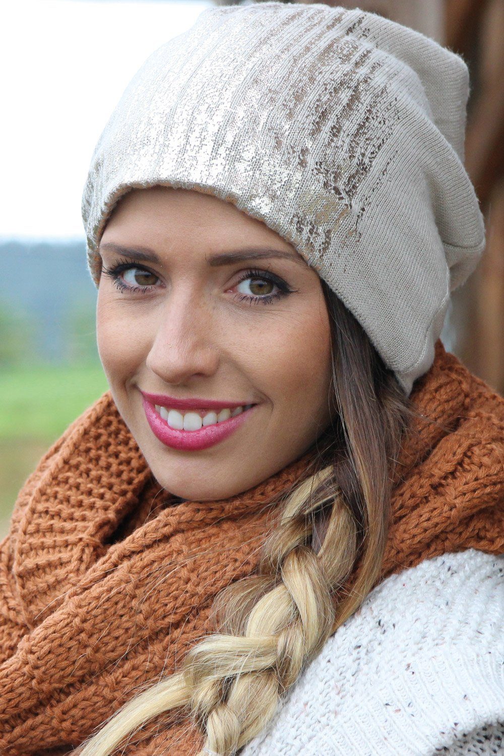 Metallic Beanie mit (1-St) Strickmütze Print Gold styleBREAKER Feinstrick / Dunkelbraun