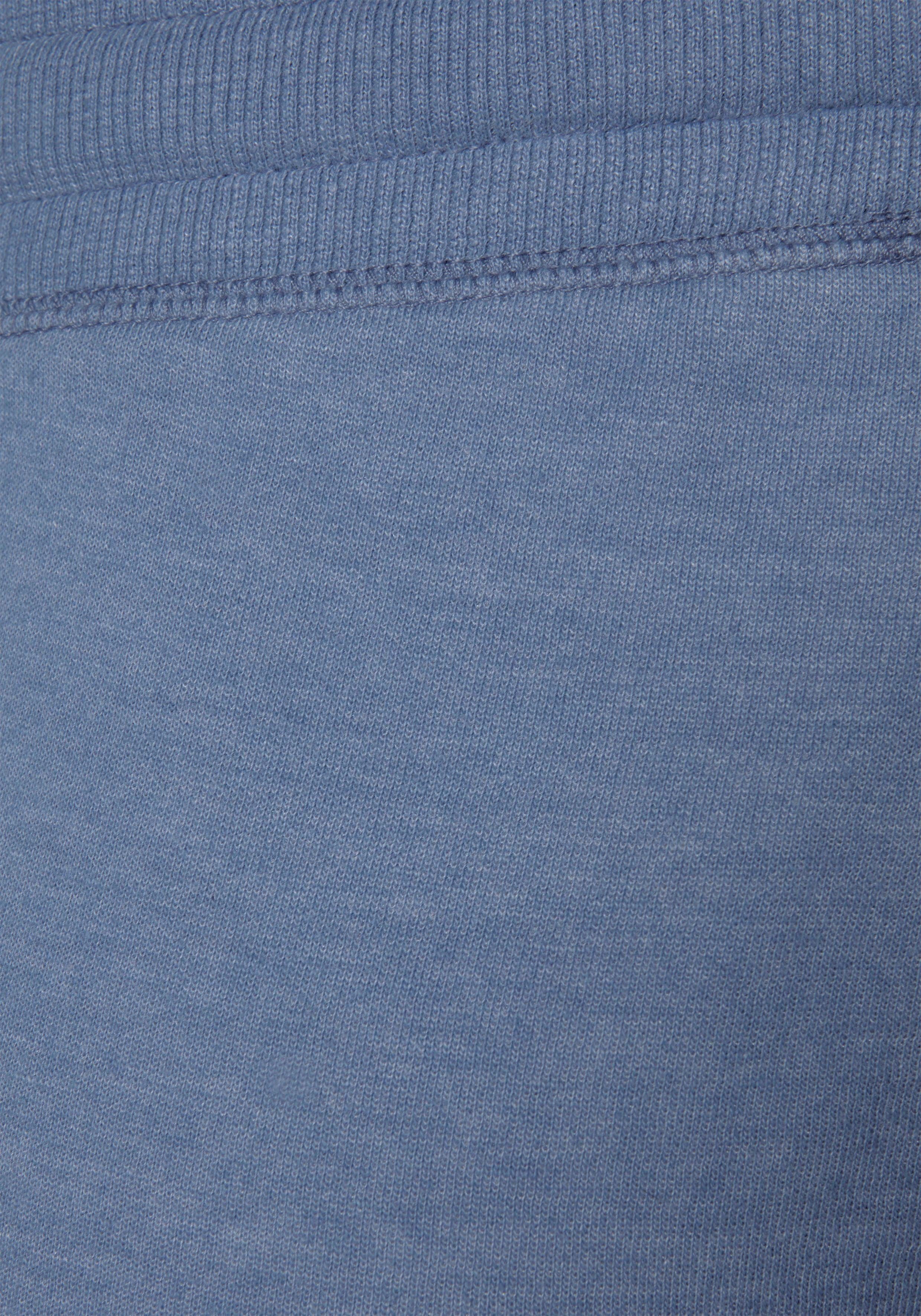 Bench. Loungewear Relaxshorts Sweathose mit kurzen Seitenschlitzen und seitliche Taschen, Loungewear