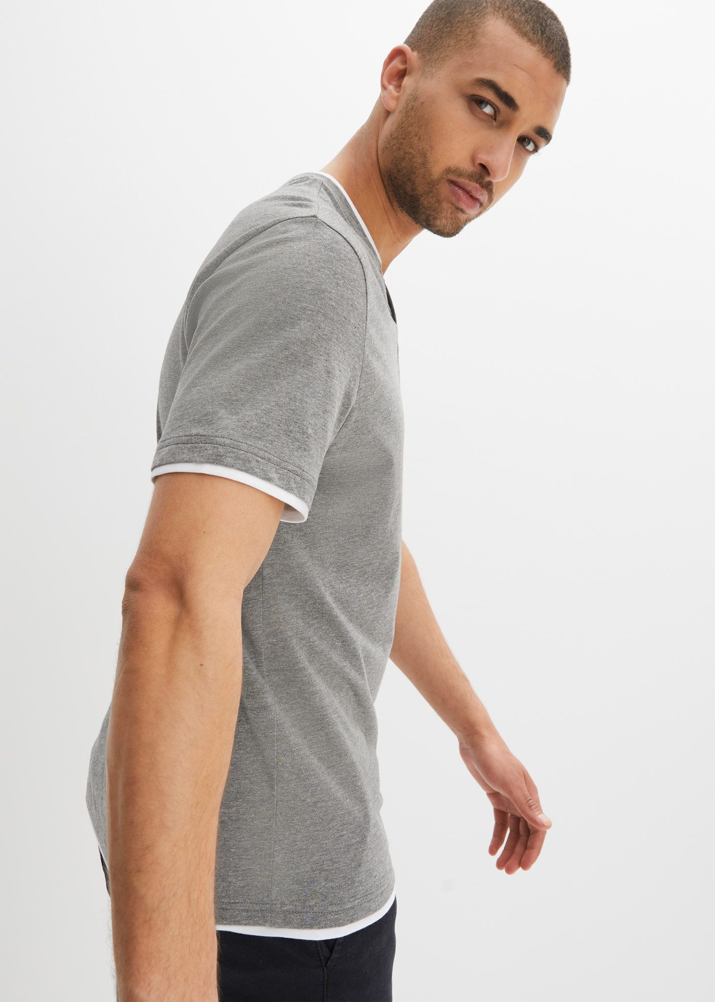 bonprix Henleyshirt (Packung, 2-tlg) Regular Fit, im Lagenlook, aus Baumwolle, Casual Stil