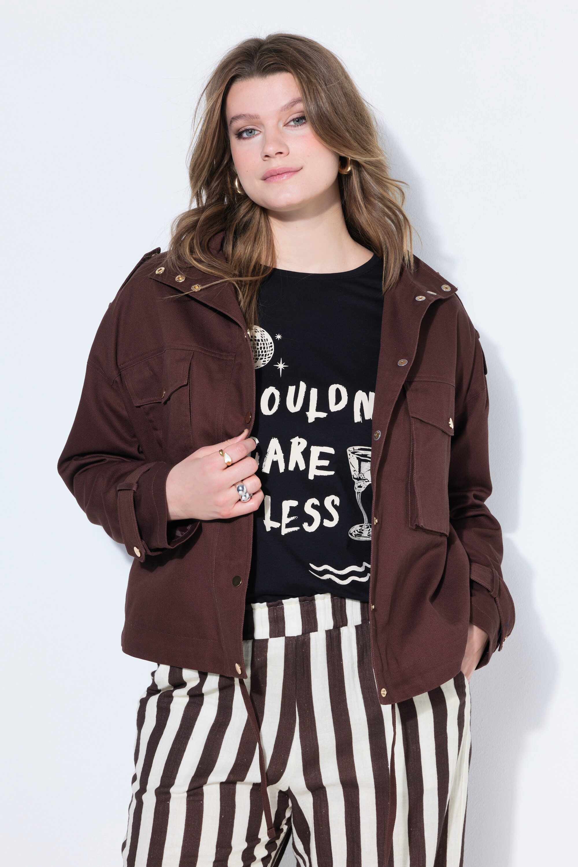 Studio Untold Sommerjacke Utility-Jacke oversized große Taschen Stehkragen