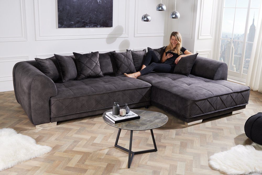 riess-ambiente Ecksofa DECADENCIA 320cm silbergrau – Samt, XXL, 8 Kissen, variabler Ottomane, Einzelartikel 1 Teile, edles Bigsofa mit Federung & Rundum-Bezug – ideal für große Wohnzimmer