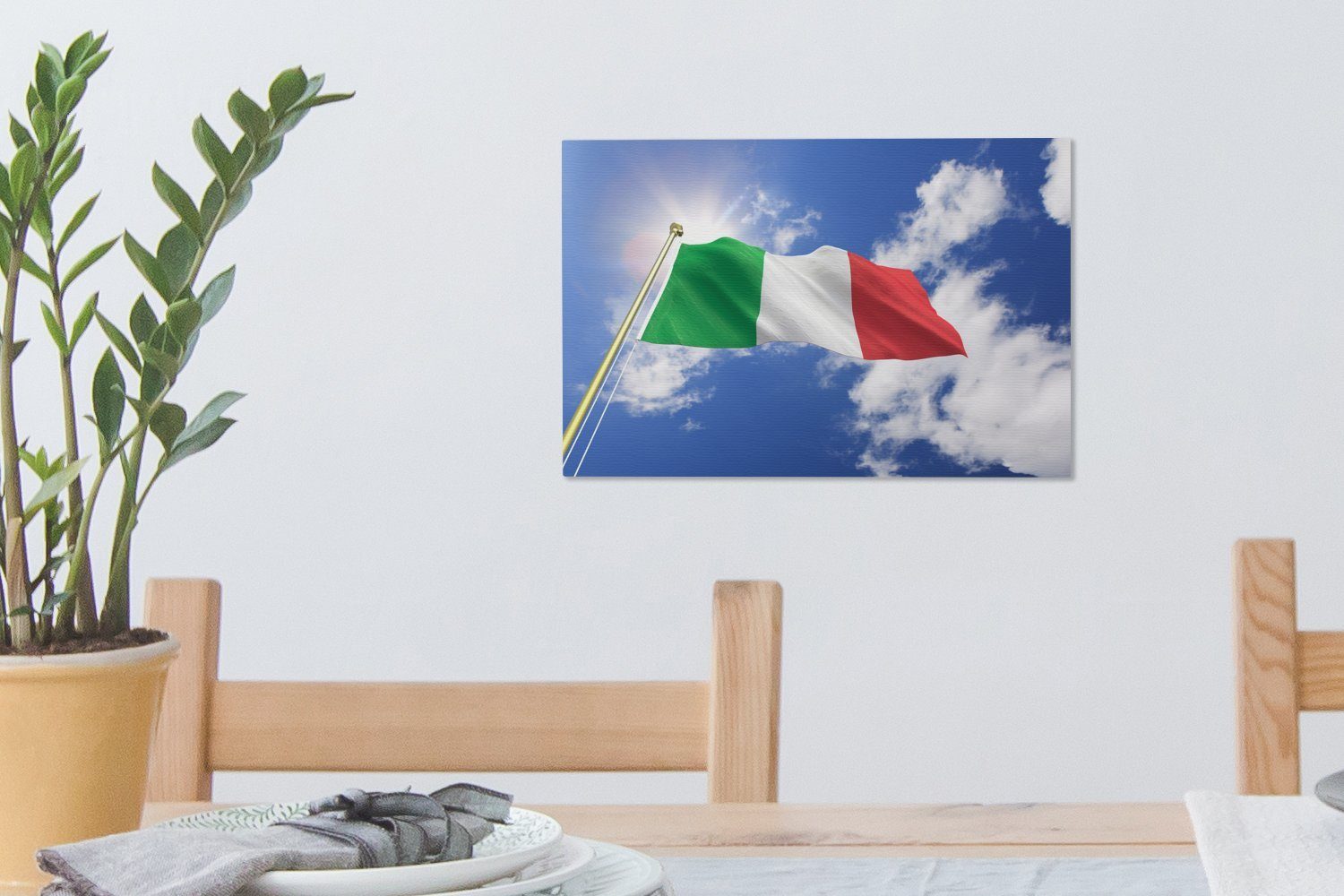 OneMillionCanvasses® Leinwandbild Die St), Leinwandbilder, cm Wandbild Wanddeko, (1 Italiens Flagge 30x20 Himmel, weht am Aufhängefertig