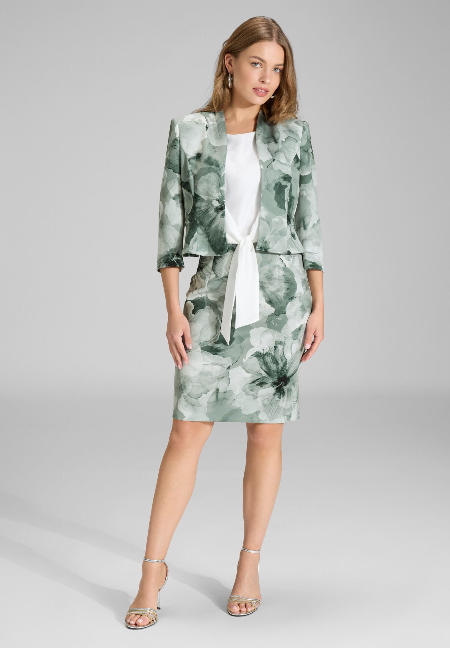 SWING Jackenblazer - Taillierte Jacke aus bedrucktem Scuba Figurbetonte Passform