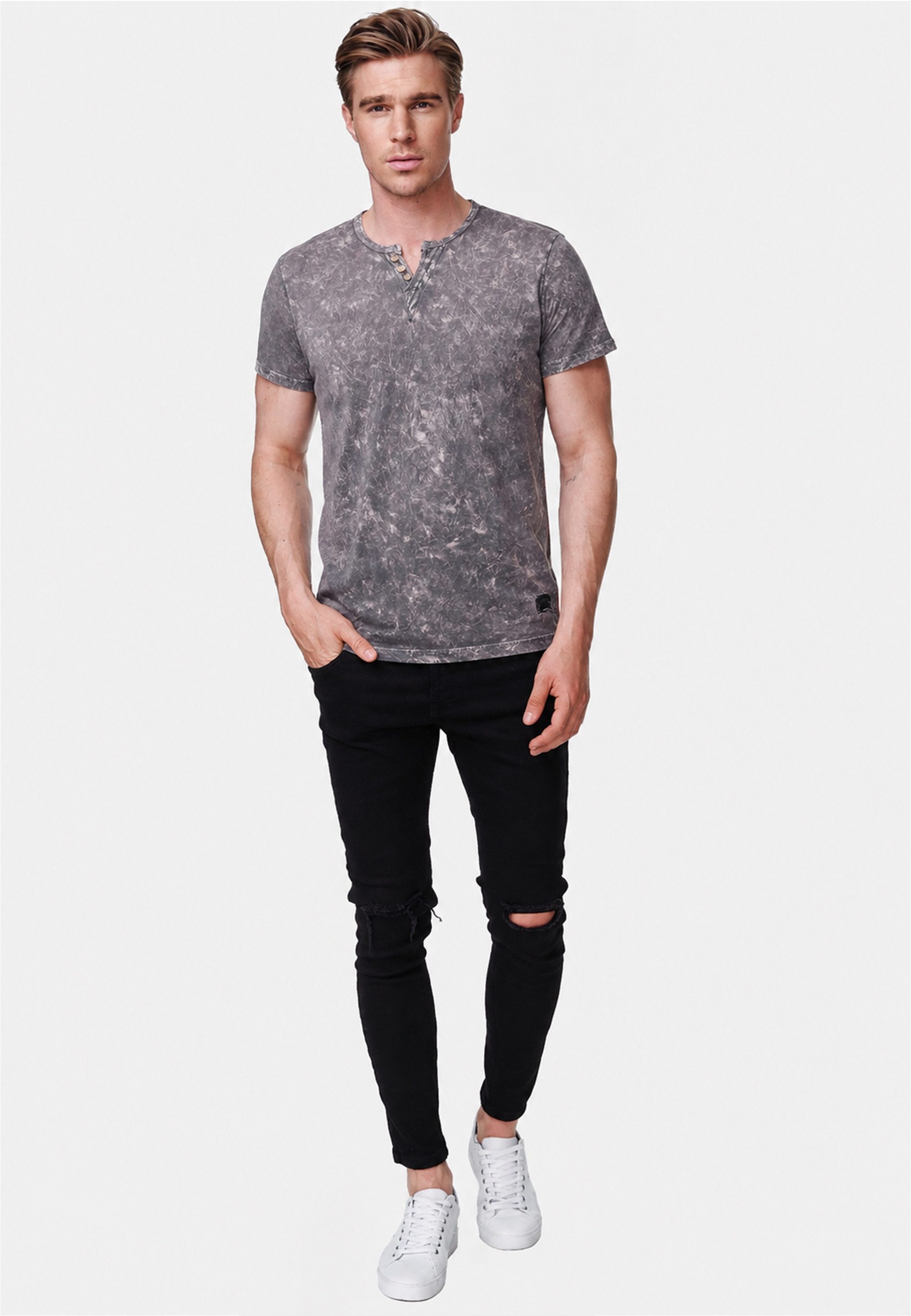 Rusty Neal T-Shirt 15356 mit V-Ausschnitt