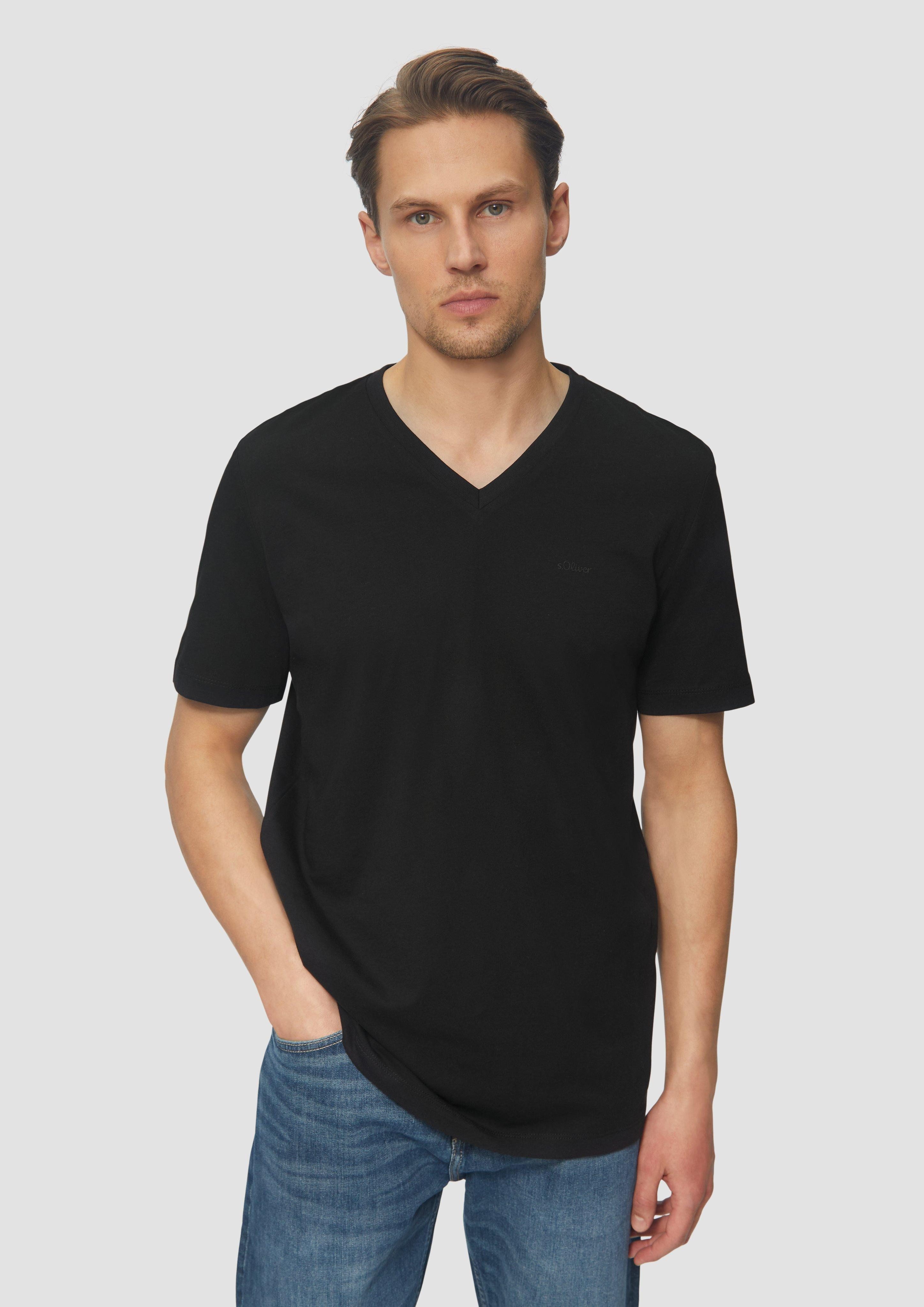s.Oliver Kurzarmshirt Baumwoll-T-Shirt mit Logo-Print Label-Patch günstig online kaufen