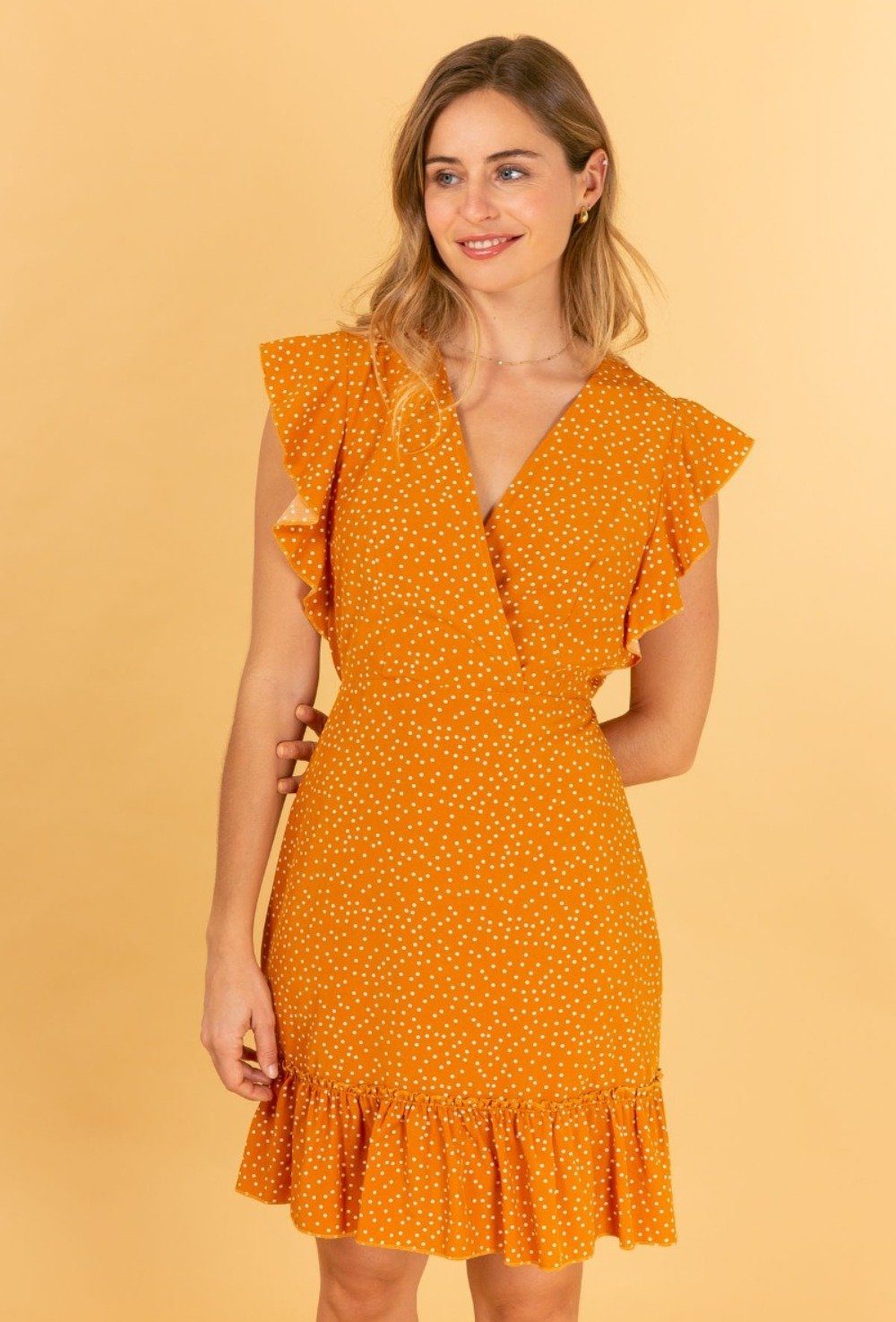 ANNIS Fashion & Accessoires Sommerkleid APPOLLINE (1-tlg) aus recycletem  Polyester, gepunktet