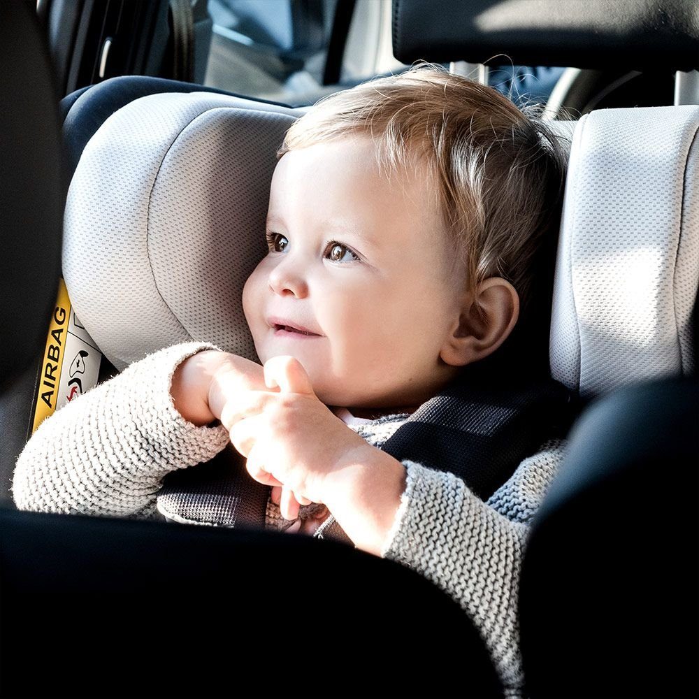 Hauck Autokindersitz iPro Kids - Caviar, Autositz Jahre ab i-Size 40-105 bis Sitzverkleinerer Kinder mit 4 - Reboard cm