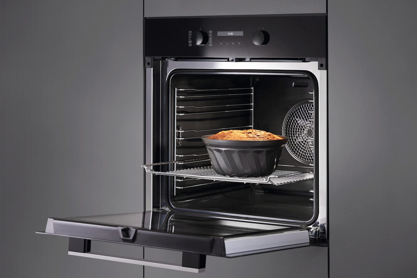 Miele Einbaubackofen H 2465 B ACTIVE, PerfectClean, Per WLAN vernetzbar und PerfectClean zur besonders leichten Reinigung