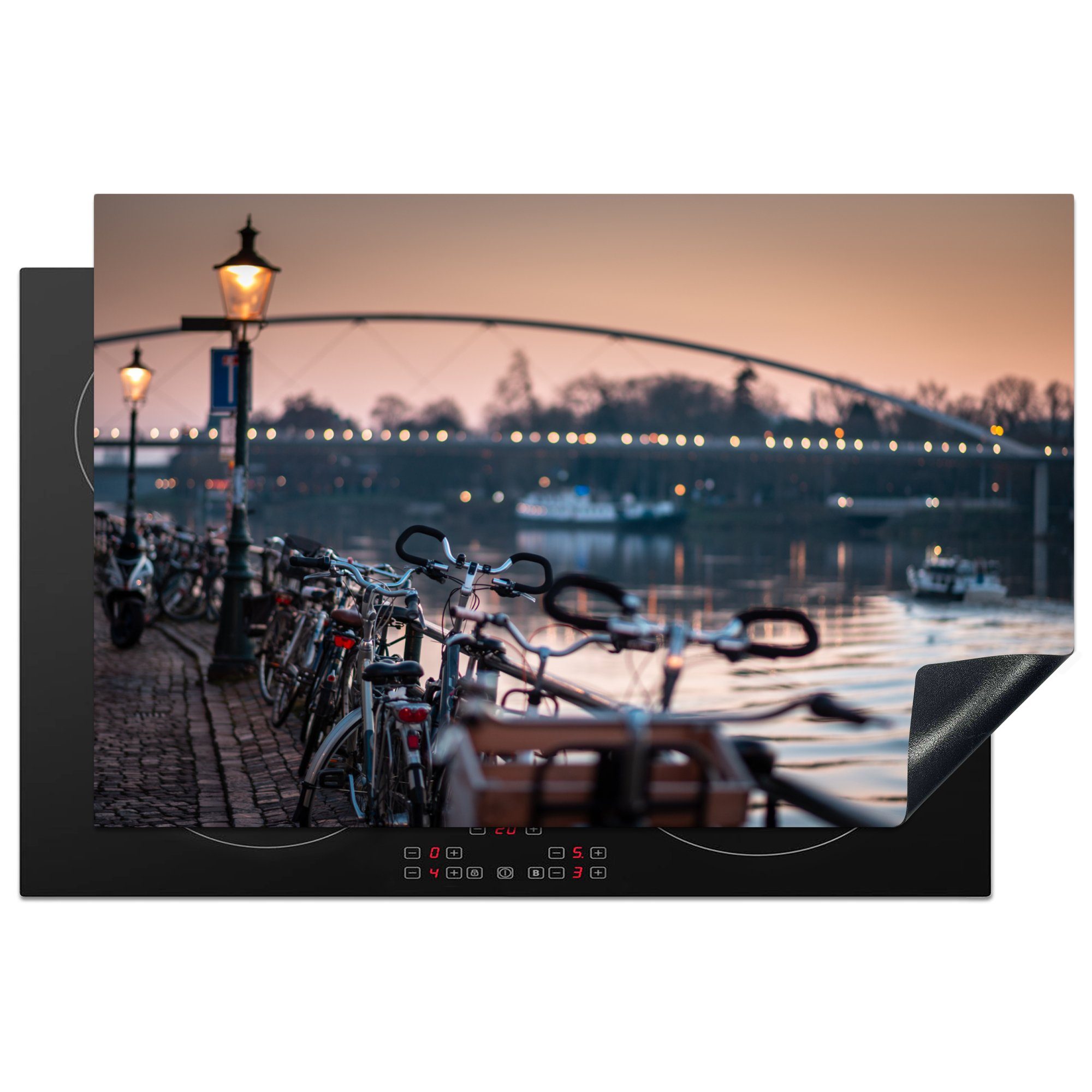 MuchoWow Herdblende-/Abdeckplatte Maastricht - Maas - Brücke, Vinyl, (1 tlg), 81x52 cm, Induktionskochfeld Schutz für die küche, Ceranfeldabdeckung