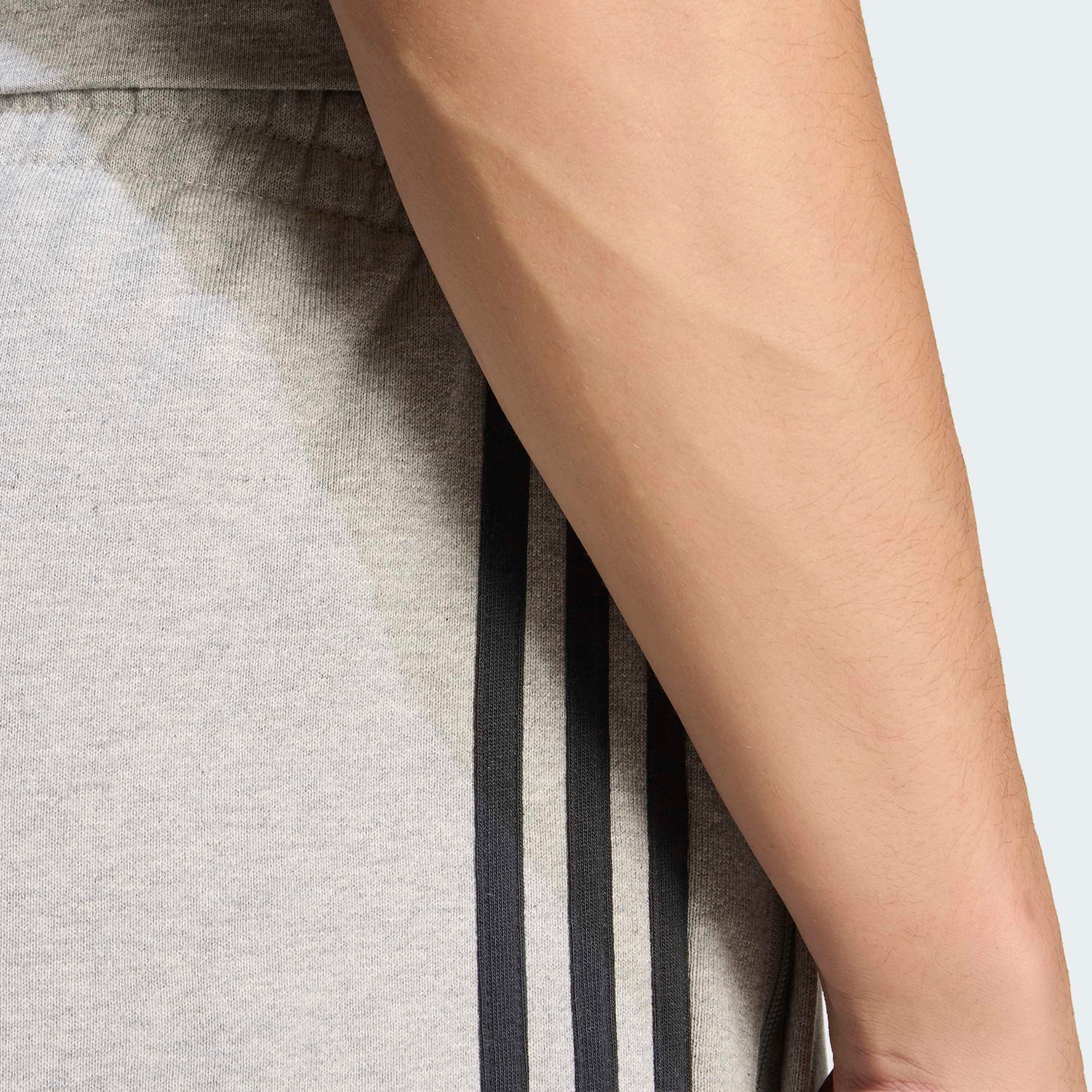 adidas Originals Shorts 3S SHO sportlicher Stil, für Straße und Zuhause, aus weichem French Terry
