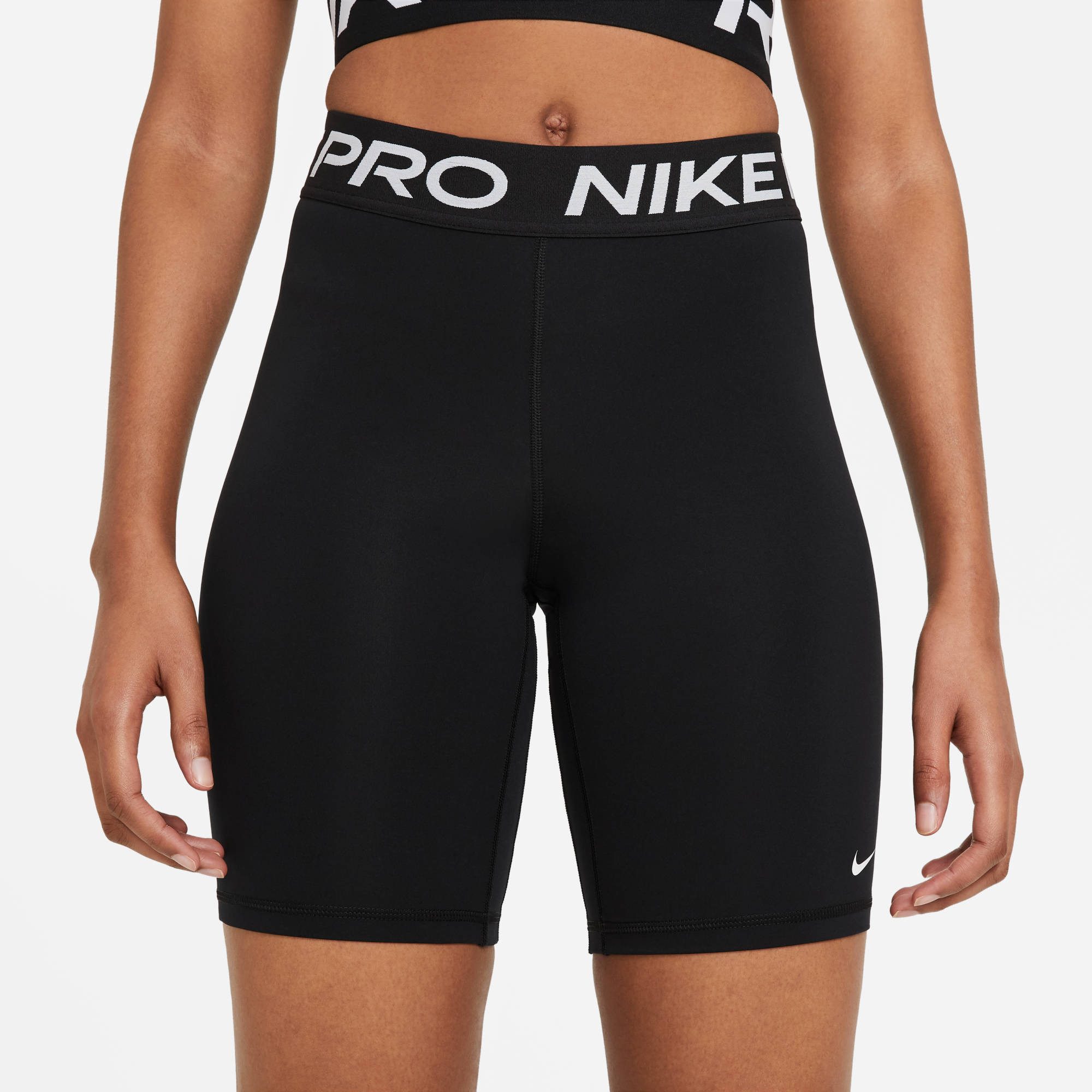 Nike Shorts W NP 365 SHORT 8IN günstig online kaufen