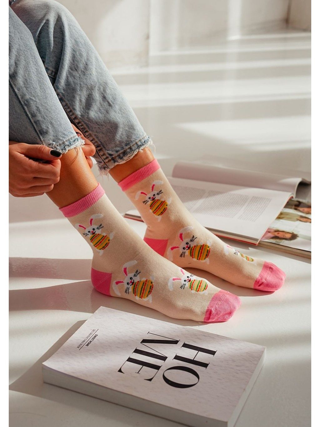 Socken stylische Langsocken 37/41 aus Baumwolle mit Hasen und Ei-Motiv